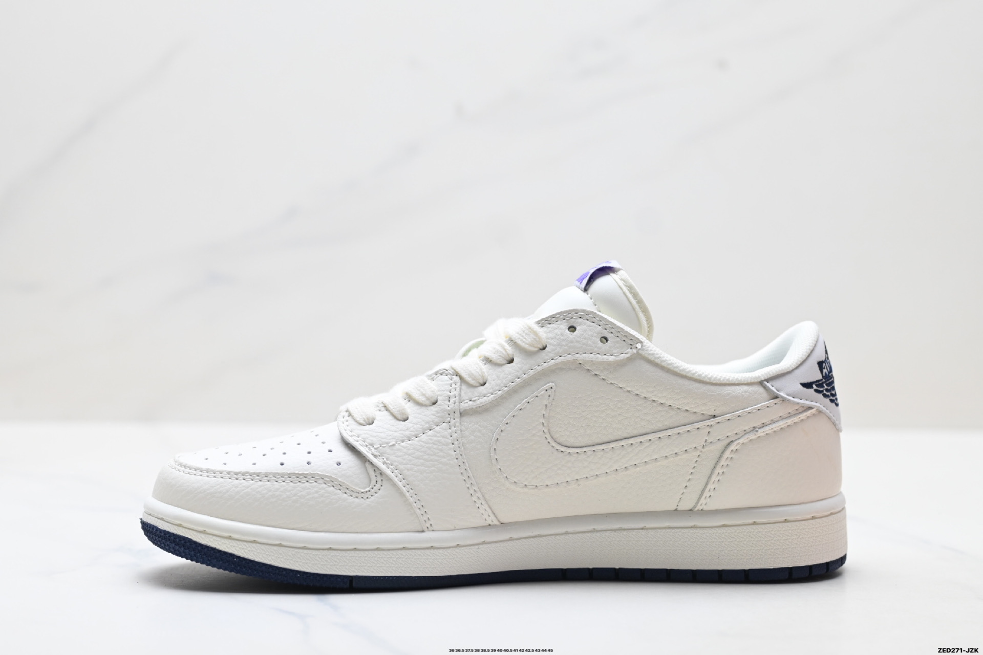 Nike Air Jordan 1 x Travis Scott AJ1倒勾 乔一倒钩 ‘DIY’定制 耐克 低帮文化篮球鞋 DZ2688-004