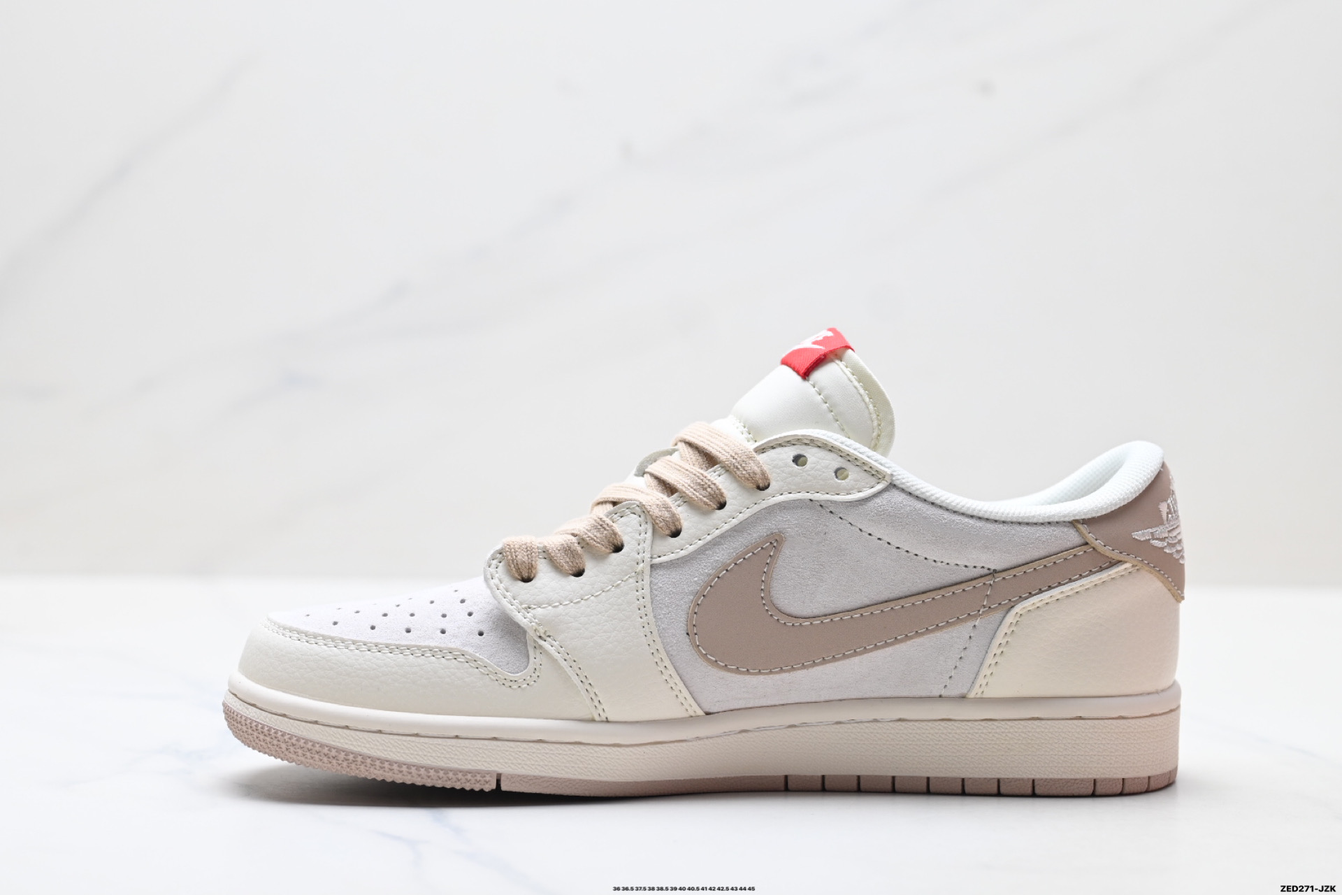 Nike Air Jordan 1 x Travis Scott AJ1倒勾 乔一倒钩 ‘DIY’定制 耐克 低帮文化篮球鞋 DX5688-005