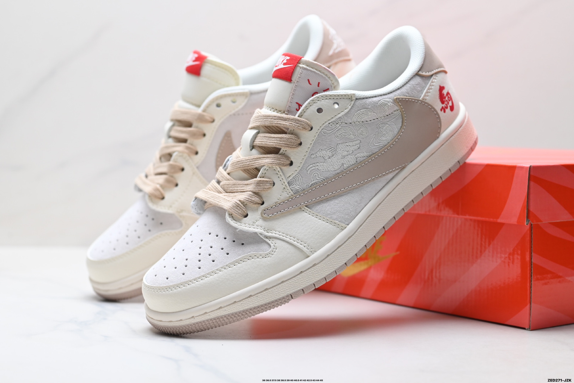 Nike Air Jordan 1 x Travis Scott AJ1倒勾 乔一倒钩 ‘DIY’定制 耐克 低帮文化篮球鞋 DX5688-005