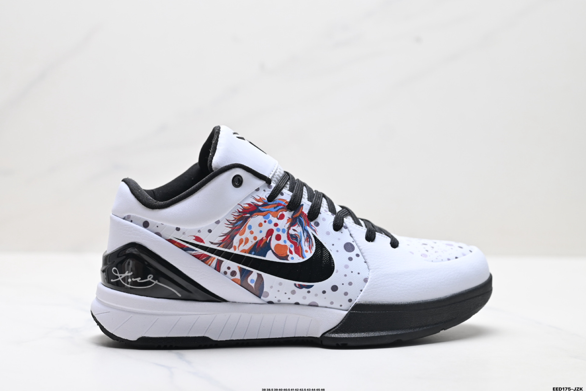 💰380
纯原✅Nike Zoom Kobe VI 马年限定 CNY新年款 耐克 科比6代系列 低帮复刻实战运动低帮文化篮球鞋
纯原版本 鞋头和鞋舌采用透气运动网布制成
采用更为挺拔的鞋口设计 为脚踝带来更佳的包裹与支撑感 侧面独特波纹纹理细节 打破了单调 赋予鞋子灵动与活力的视觉体验
货号:AV6339-105
尺码:38 38.5 39 40 40.5 41 42 42.5 43 44 45 46
ID:EED175-JZK