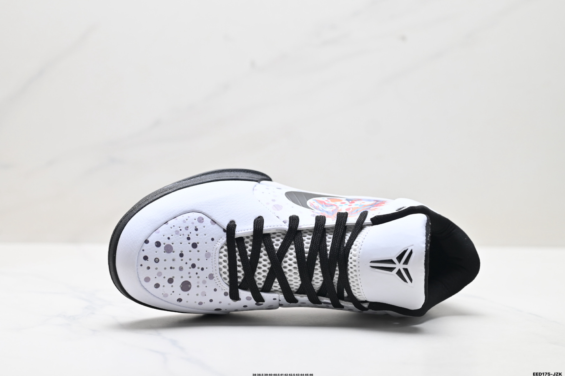 💰380
纯原✅Nike Zoom Kobe VI 马年限定 CNY新年款 耐克 科比6代系列 低帮复刻实战运动低帮文化篮球鞋
纯原版本 鞋头和鞋舌采用透气运动网布制成
采用更为挺拔的鞋口设计 为脚踝带来更佳的包裹与支撑感 侧面独特波纹纹理细节 打破了单调 赋予鞋子灵动与活力的视觉体验
货号:AV6339-105
尺码:38 38.5 39 40 40.5 41 42 42.5 43 44 45 46
ID:EED175-JZK