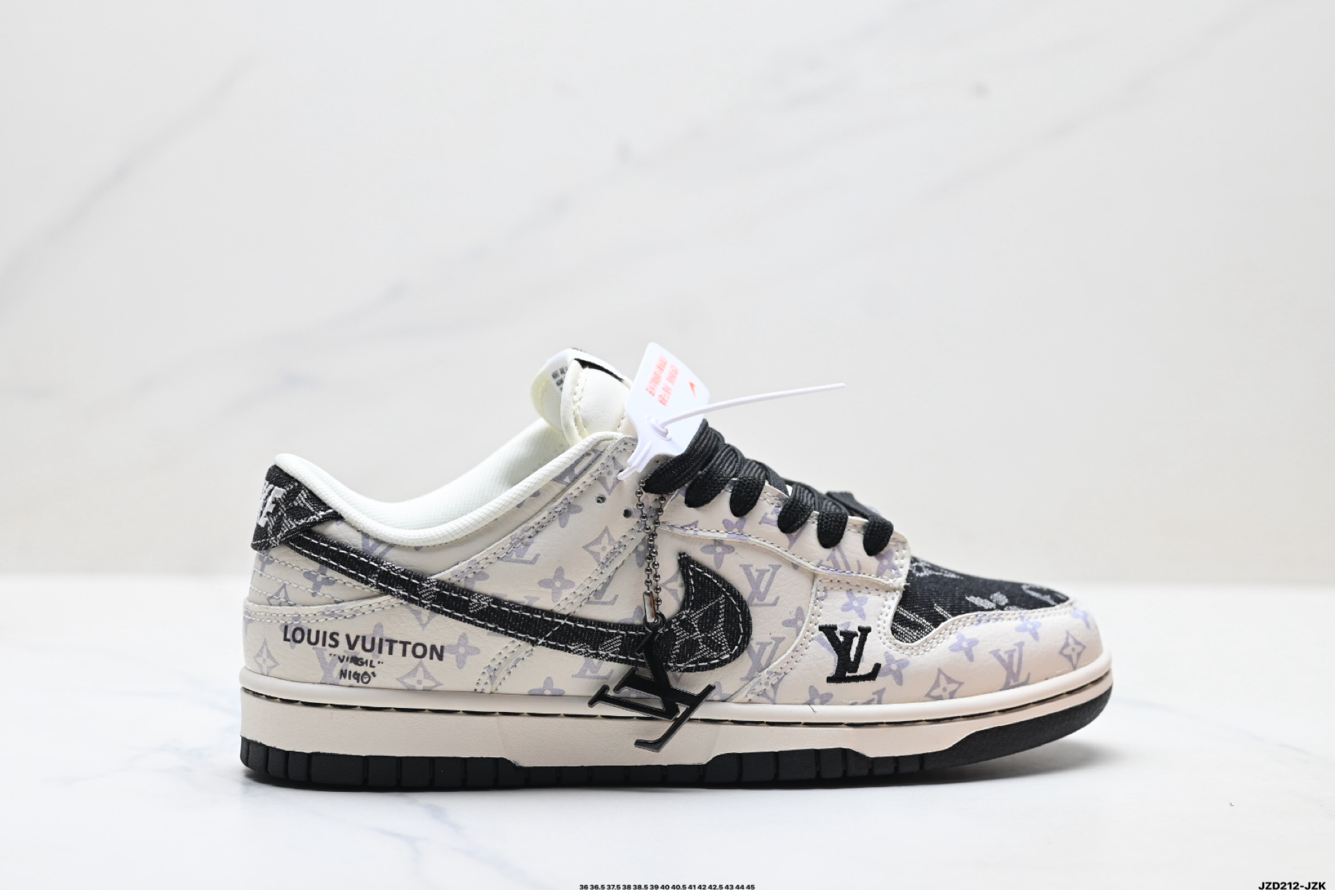 💰170
真标✅Nike Dunk Low Retro ‘DIY高端定制’耐克 低帮休闲运动板鞋
货号:FC1688-210
尺码:36 36.5 37.5 38 38.5 39 40 40.5 41 42 42.5 43 44 45
ID:JZD212-JZK