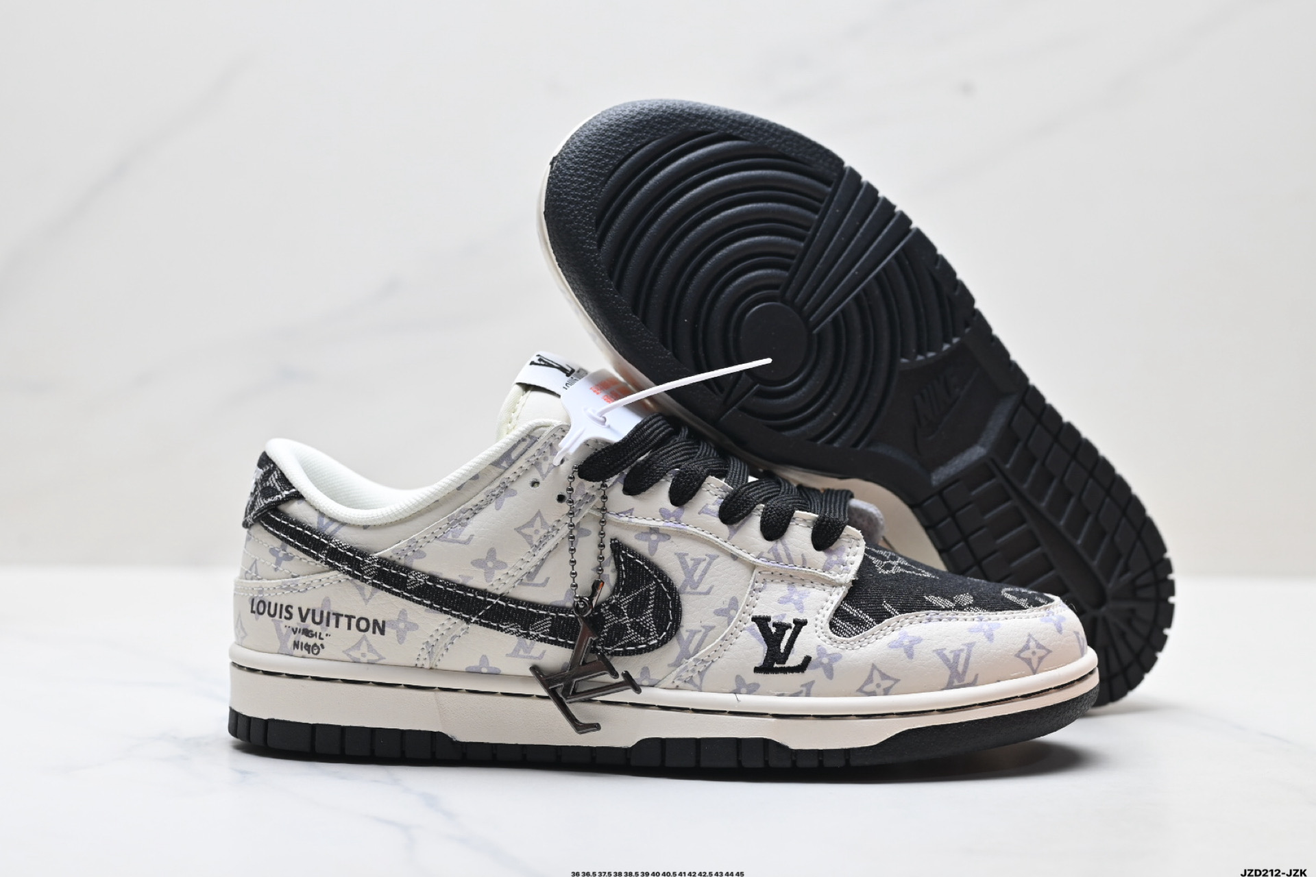 💰170
真标✅Nike Dunk Low Retro ‘DIY高端定制’耐克 低帮休闲运动板鞋
货号:FC1688-210
尺码:36 36.5 37.5 38 38.5 39 40 40.5 41 42 42.5 43 44 45
ID:JZD212-JZK