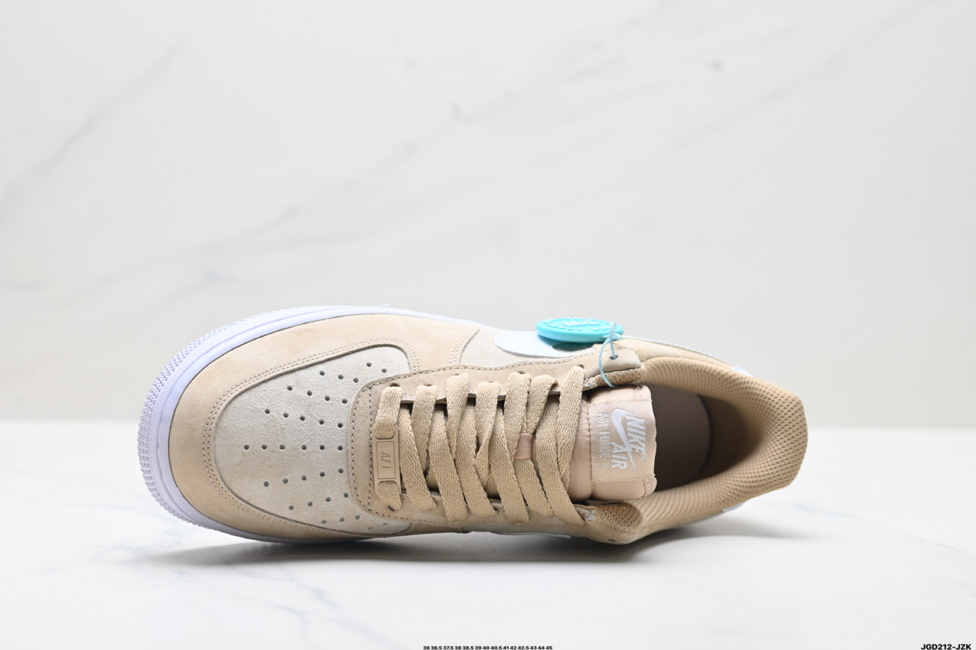 NIKE AIR FORCE 1‘07 LV8 IO9964-200