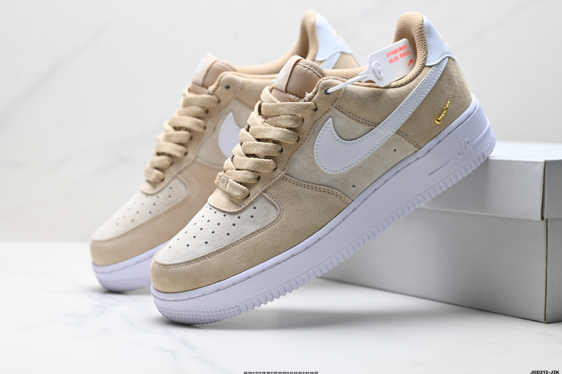 NIKE AIR FORCE 1‘07 LV8 IO9964-200