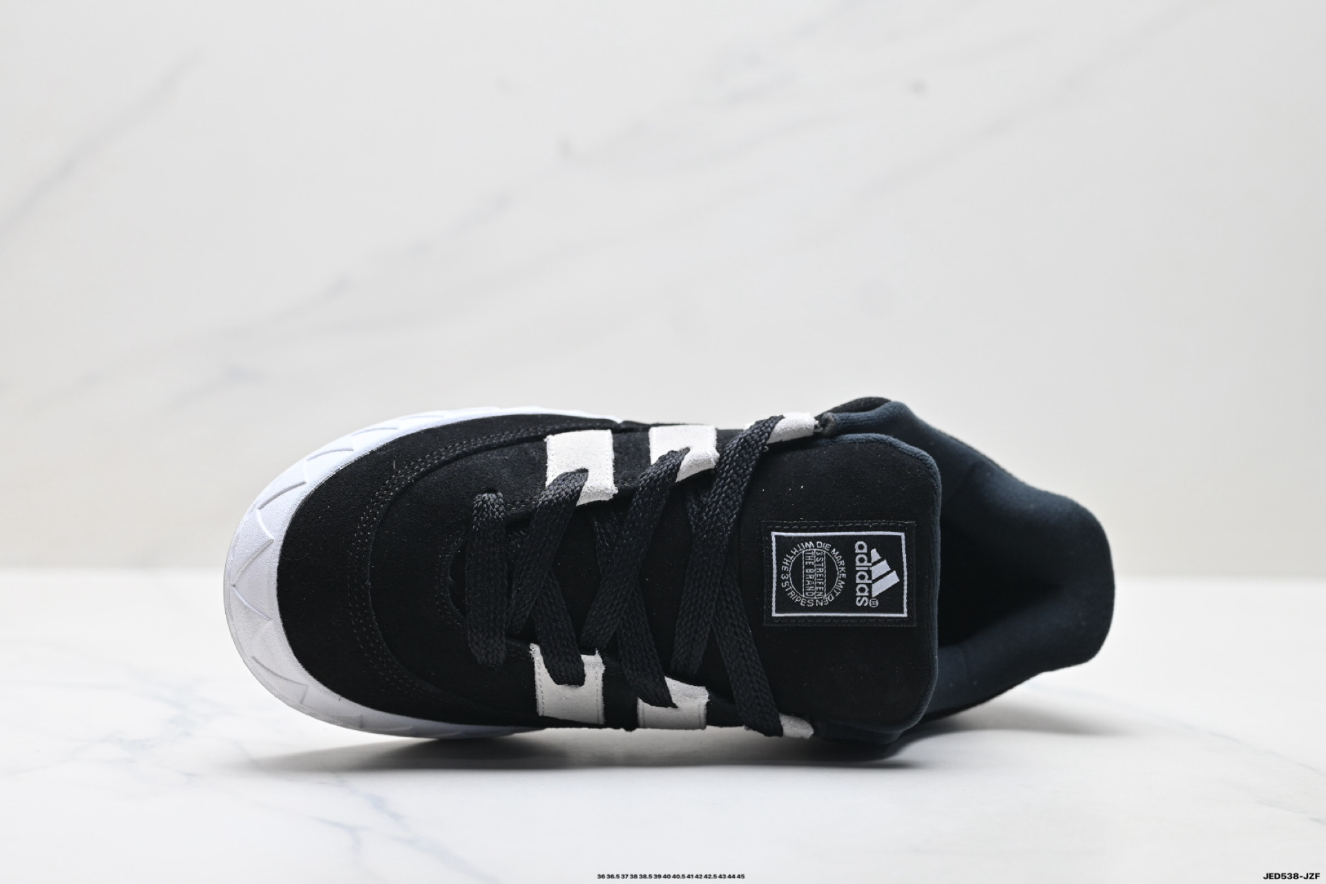 Adidas Adimatic Low 马蒂奇系列低帮 复古鲨鱼面包鞋运动休闲滑板板鞋 lD8265