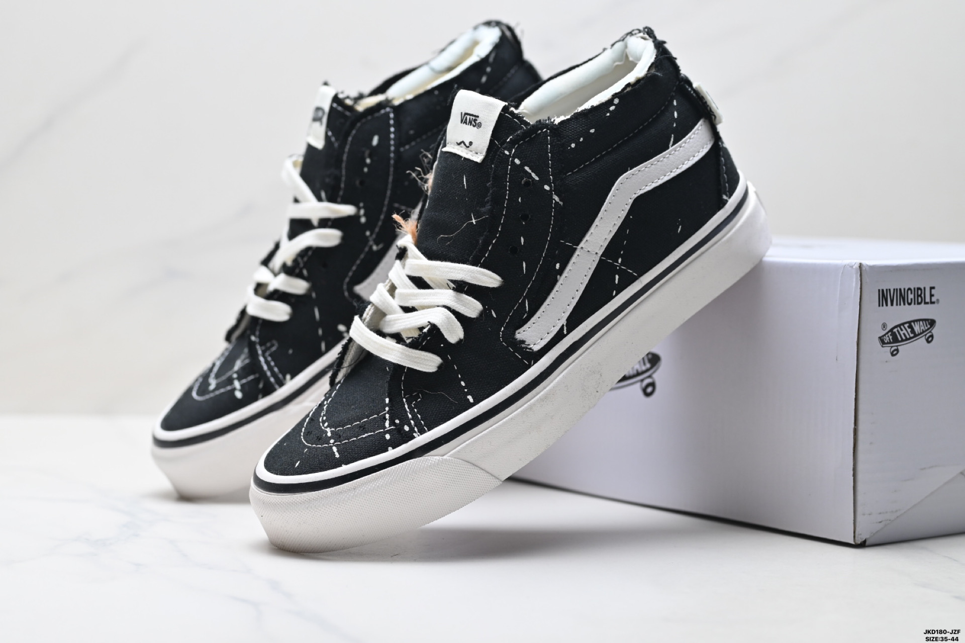 INVINCIBLE x Vans off the rhyme 联名款双层磨损潮流休闲滑板鞋 VNOODE9HGTL