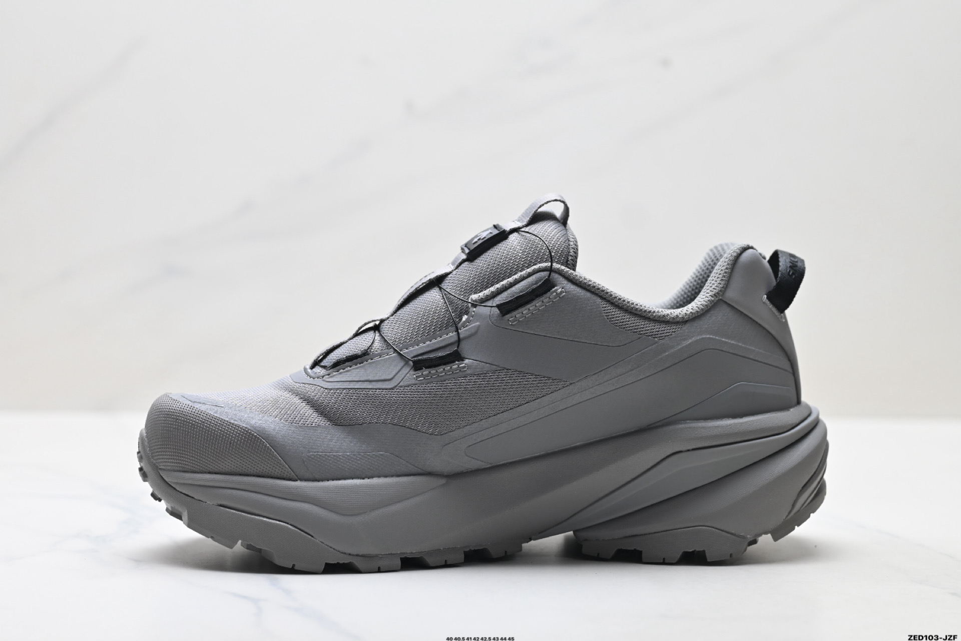 迪桑特DESCENTE SKI STYLE系列 GORE-TEX 舒适 耐磨防水 低帮 徒步鞋男女款 D5131SSN38