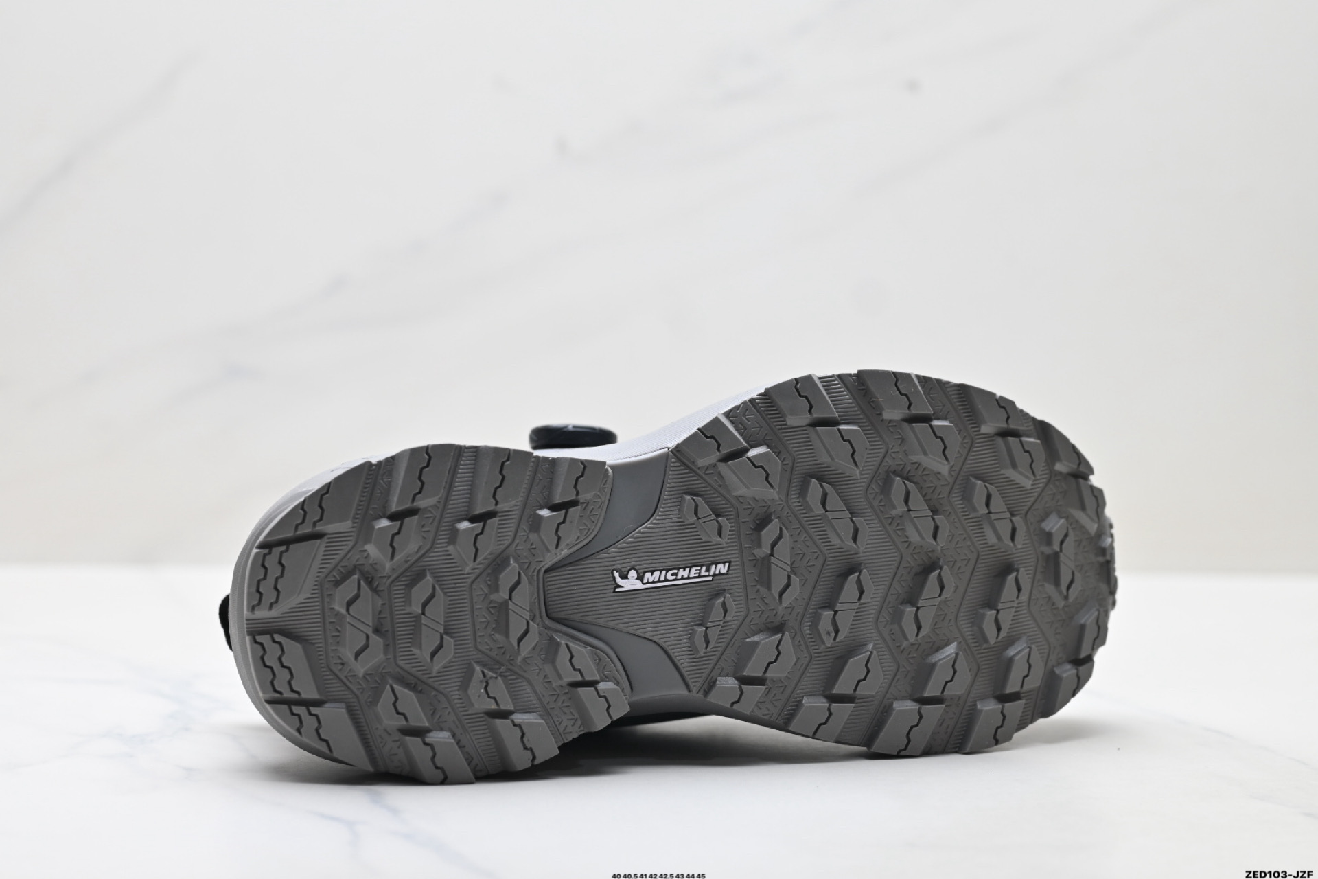迪桑特DESCENTE SKI STYLE系列 GORE-TEX 舒适 耐磨防水 低帮 徒步鞋男女款 D5131SSN38
