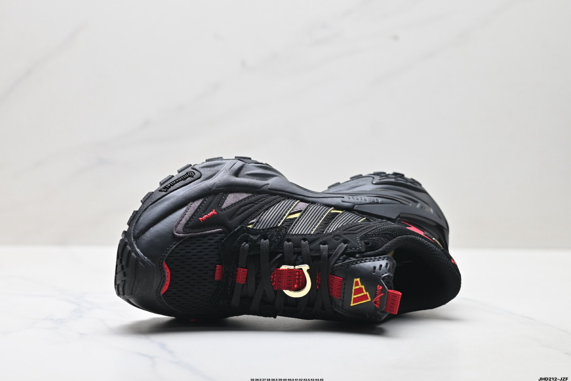 Adidas XLG STORM EDGE 马年限定 CNY新年款 阿迪达斯 舒适 防滑 老爹鞋 KI1855