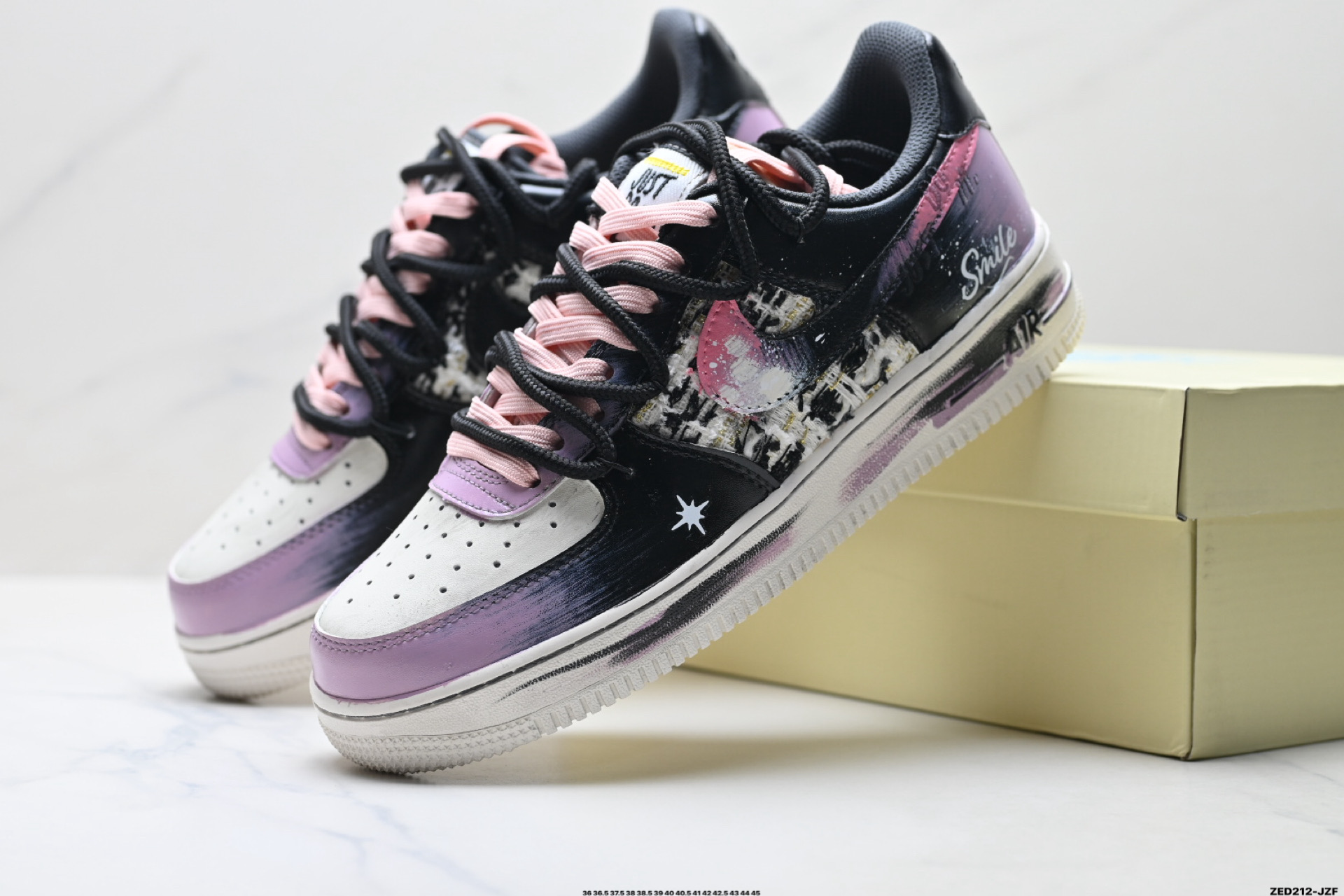 NIKE AIR FORCE 1‘07 LV8 FJ7740-170