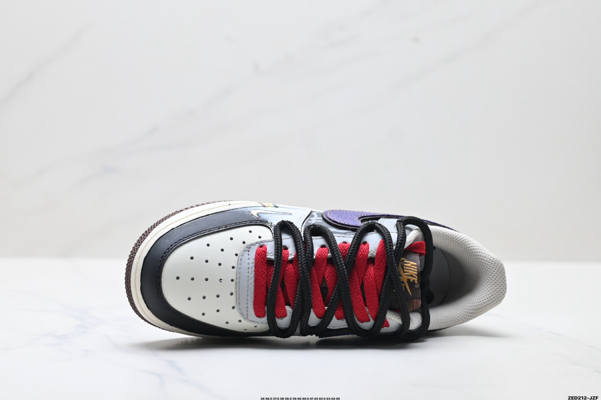 NIKE AIR FORCE 1‘07 LV8 LJ8822-121