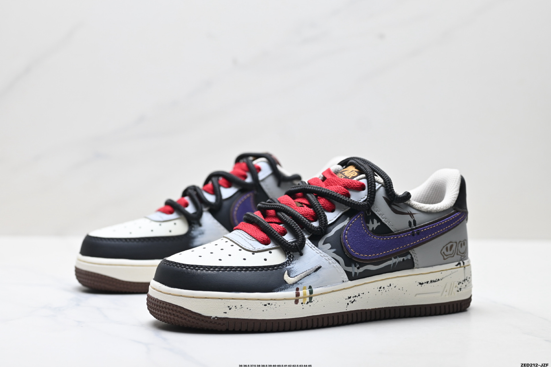 NIKE AIR FORCE 1‘07 LV8 LJ8822-121