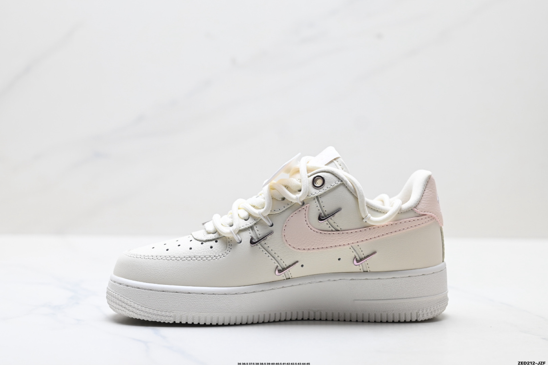 NIKE AIR FORCE 1‘07 LV8 FV8110-181