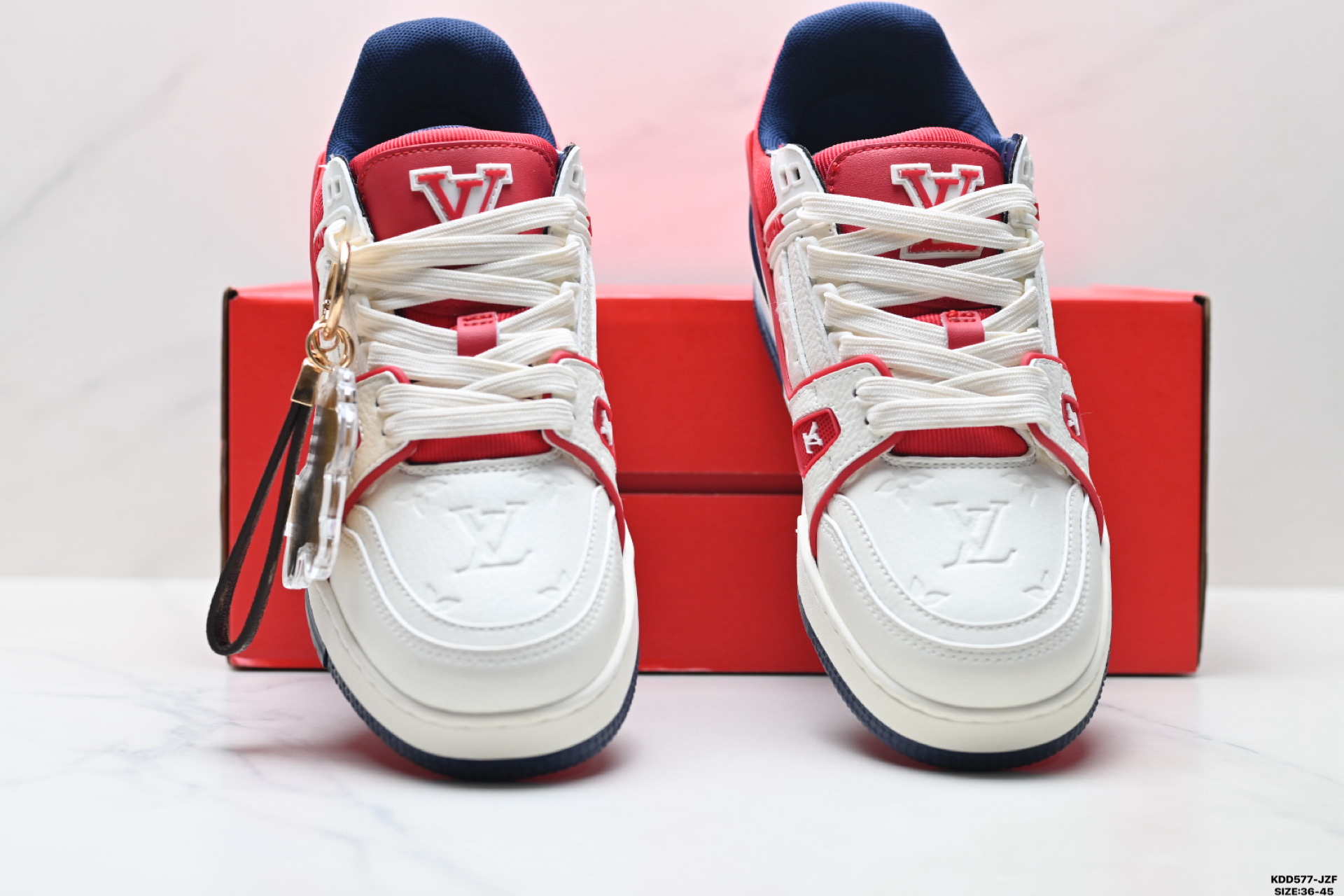 纯原马年限定中国红礼盒Louis vuitton Trainer Sneaker Low 路易威登 休闲运动文化百搭板鞋