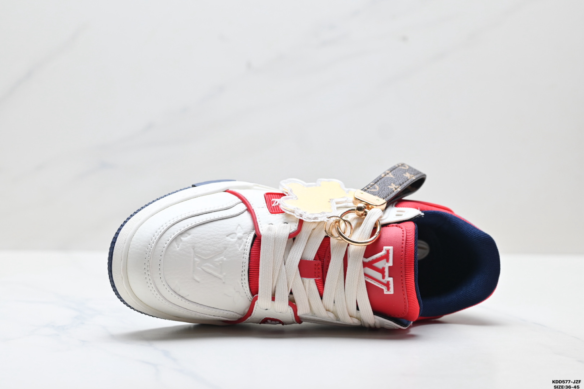 纯原马年限定中国红礼盒Louis vuitton Trainer Sneaker Low 路易威登 休闲运动文化百搭板鞋