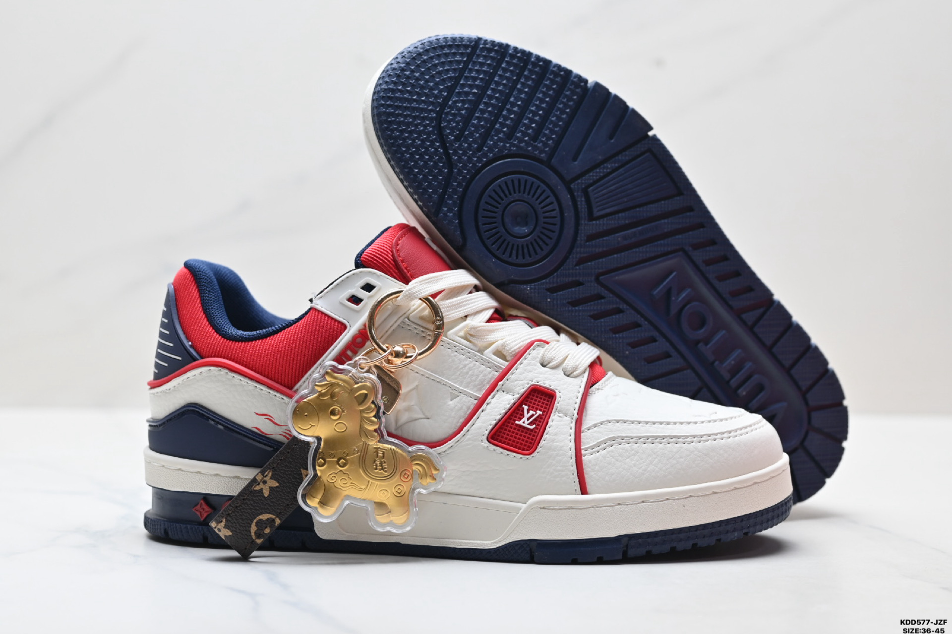 纯原马年限定中国红礼盒Louis vuitton Trainer Sneaker Low 路易威登 休闲运动文化百搭板鞋
