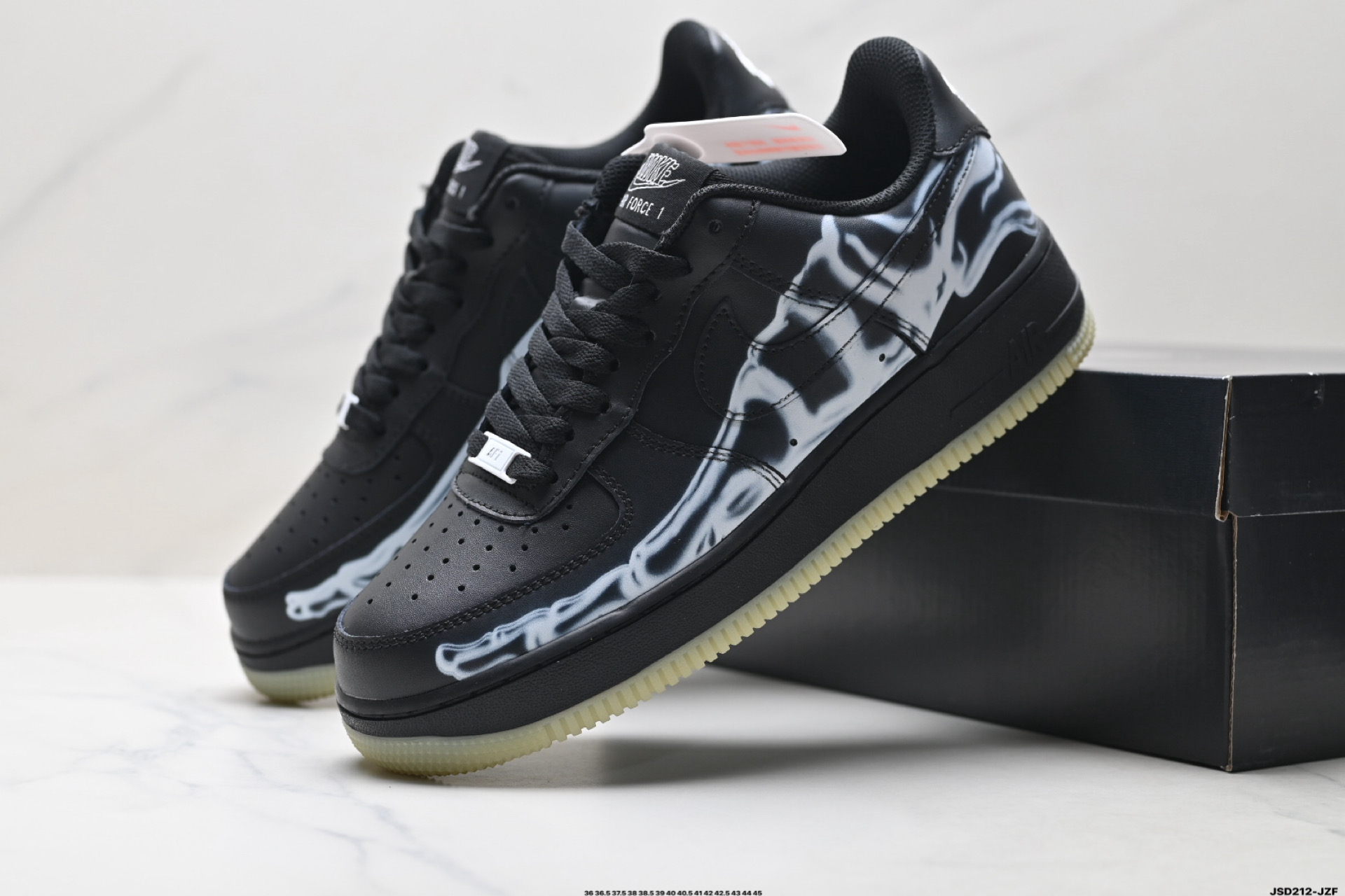 NIKE AIR FORCE 1‘07 DJ2739-100