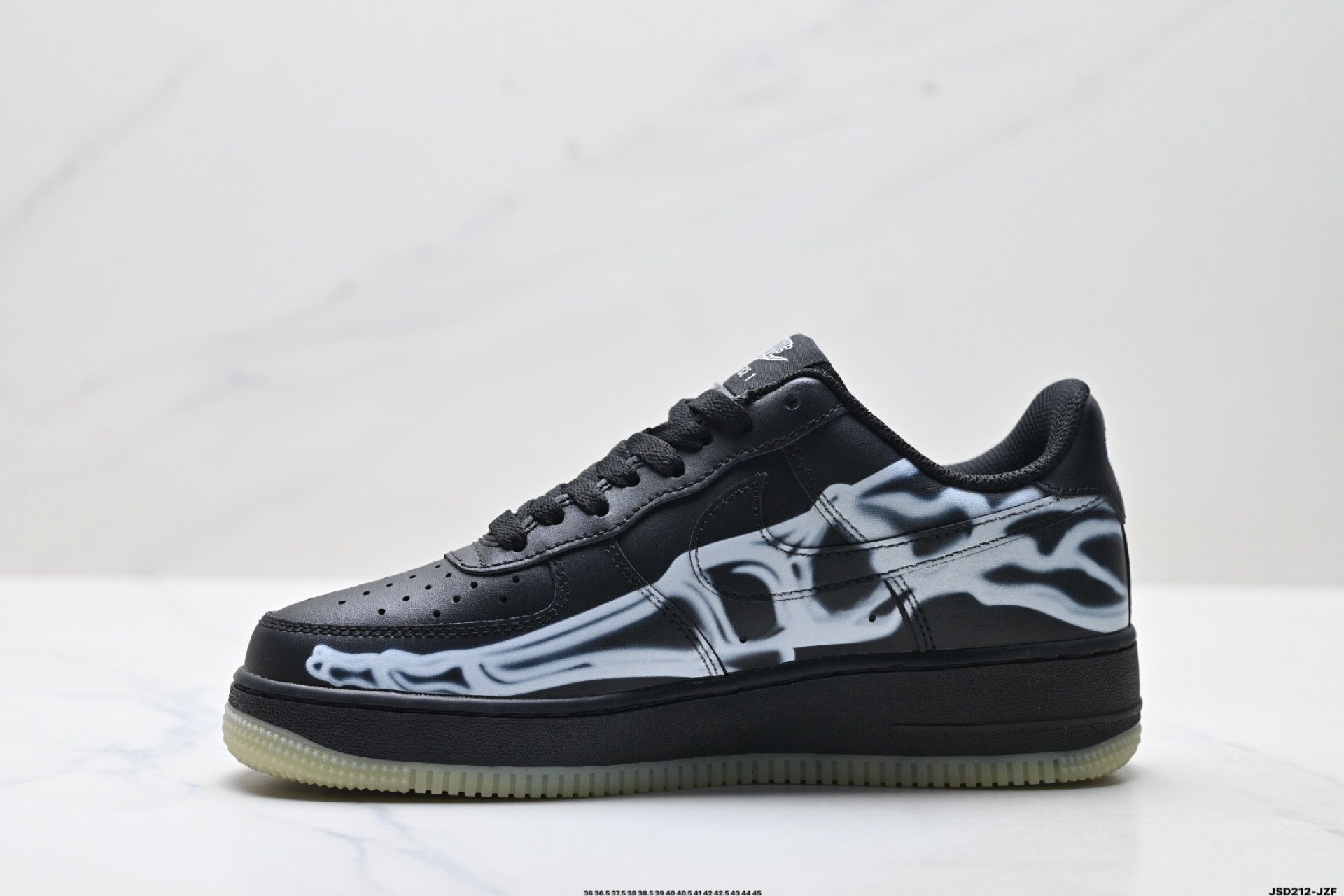NIKE AIR FORCE 1‘07 DJ2739-100