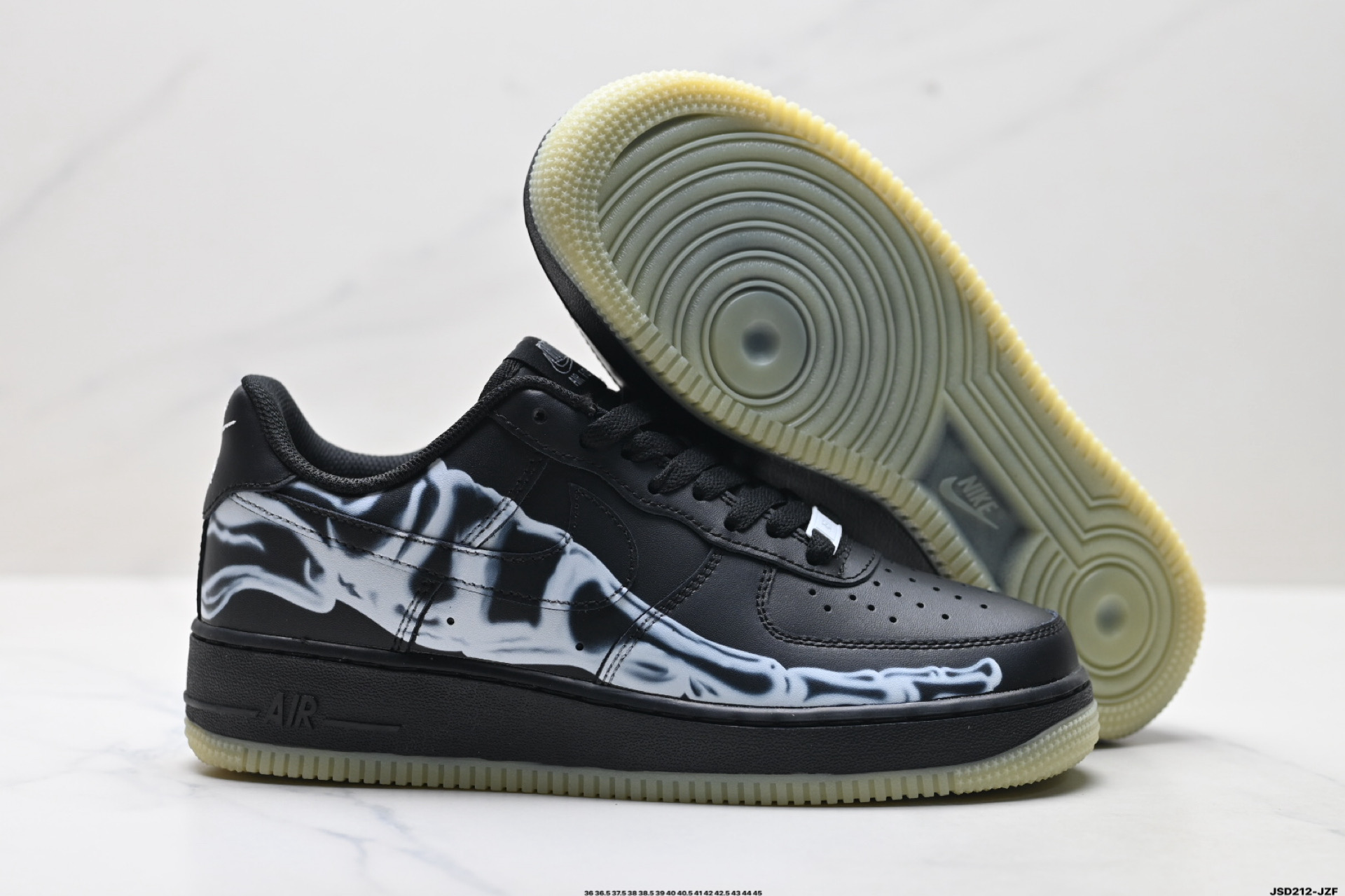NIKE AIR FORCE 1‘07 DJ2739-100
