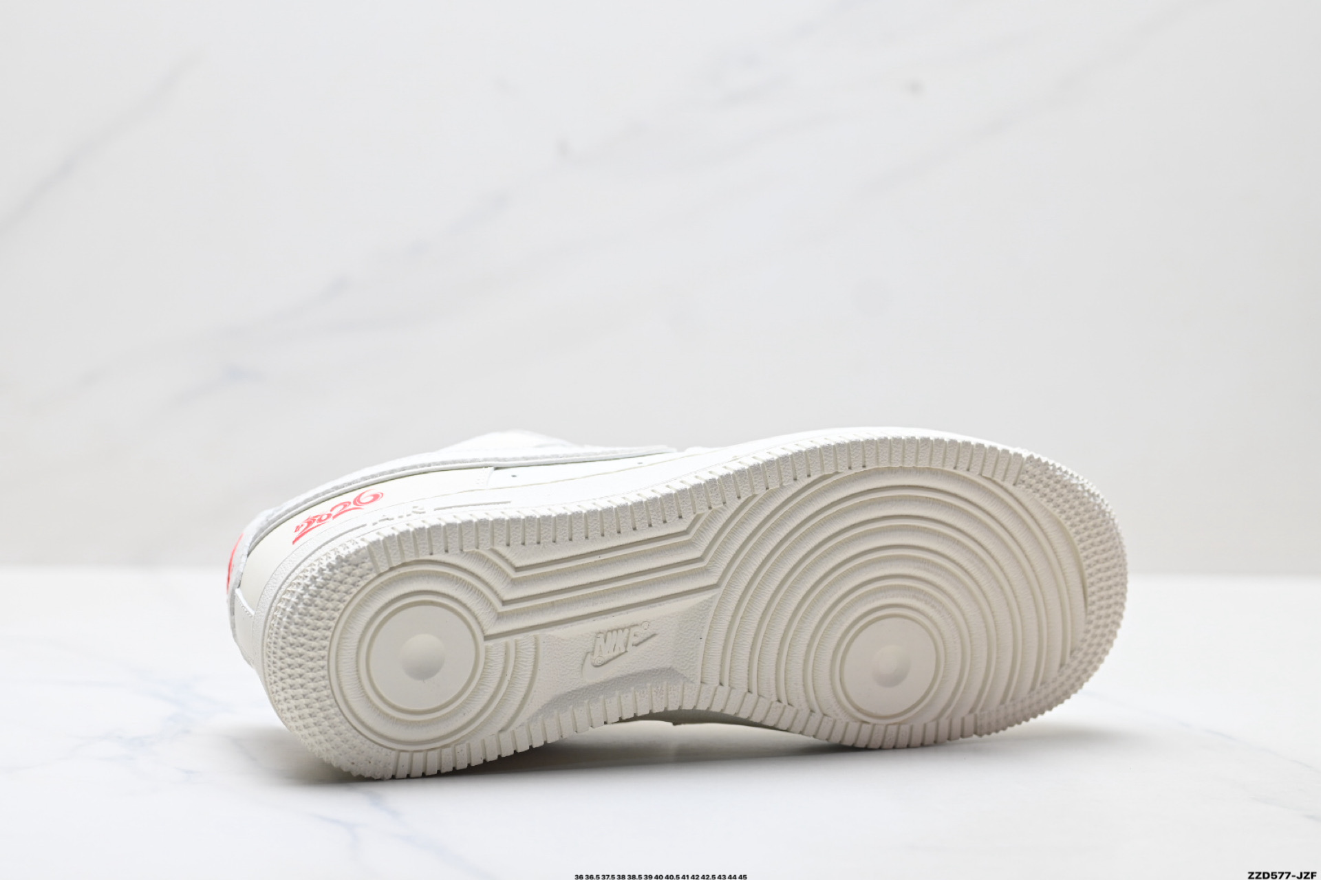 NIKE AIR FORCE 1‘07 LV8 CS5288-065