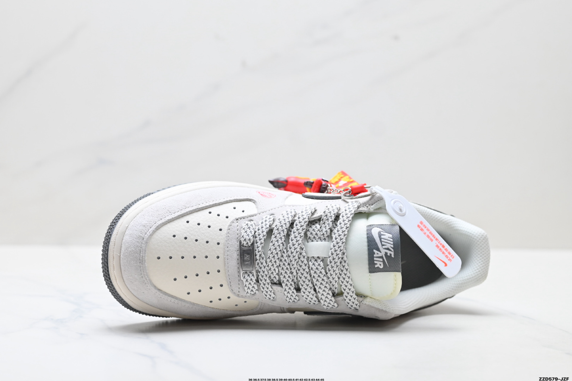 NIKE AIR FORCE 1‘07 LV8 SD6868-127
