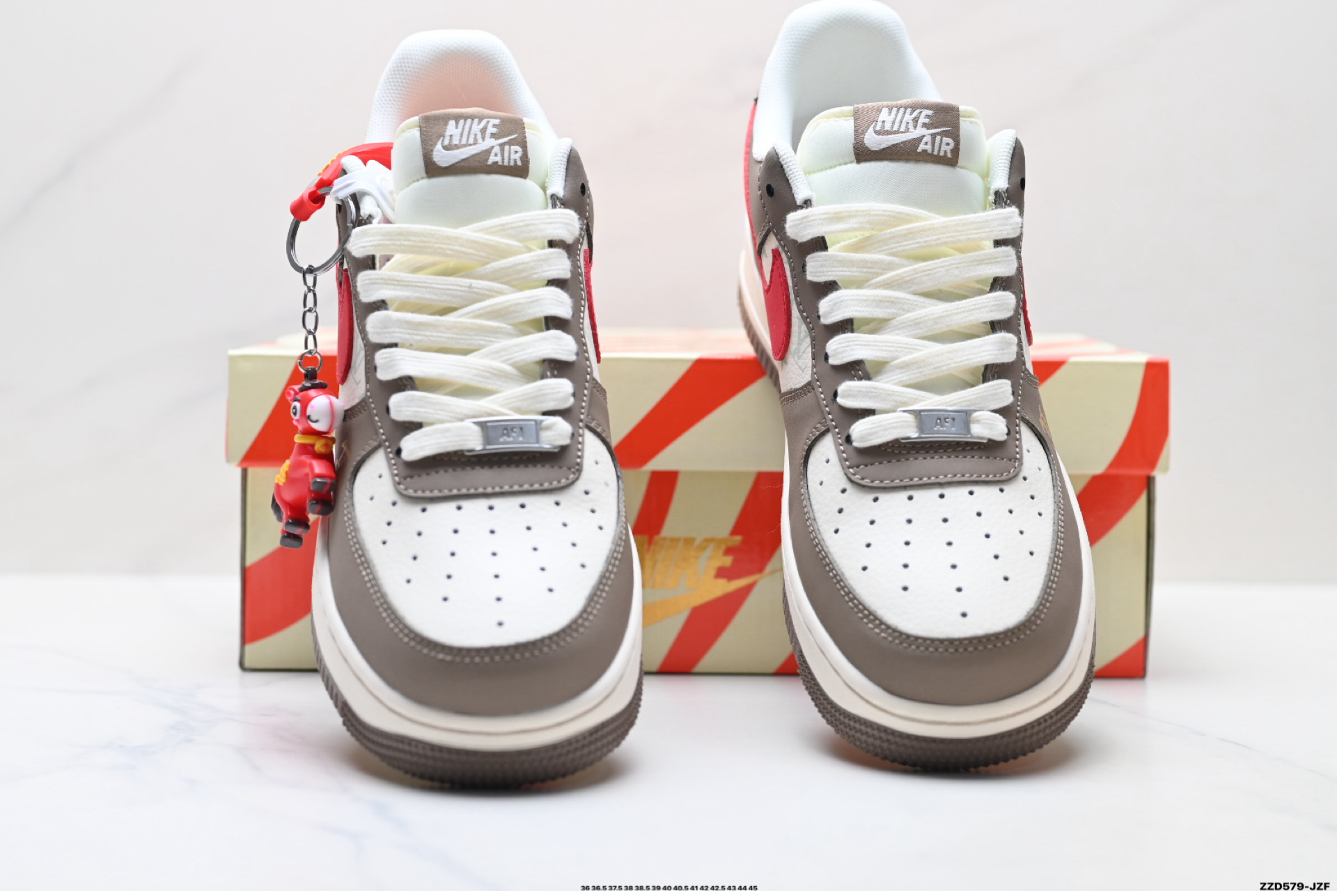 NIKE AIR FORCE 1‘07 LV8 LX1988-828