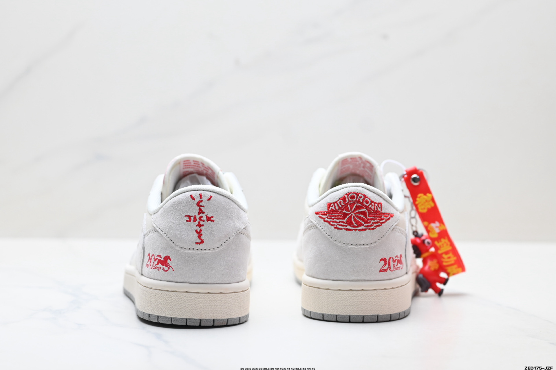 Nike Air Jordan 1 x Travis Scott AJ1倒勾 乔一倒钩 ‘DIY’定制 耐克 低帮文化篮球鞋 JY6988-124