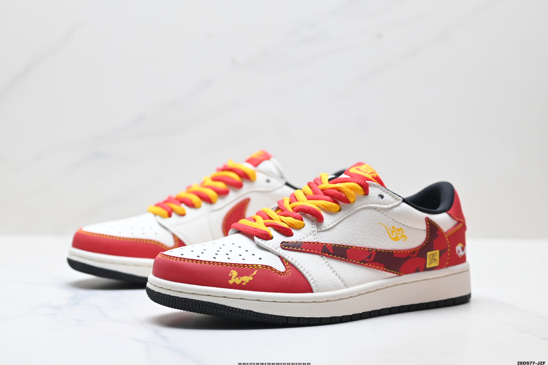 Nike Air Jordan 1 x Travis Scott AJ1倒勾 乔一倒钩 ‘DIY’定制 耐克 低帮文化篮球鞋 XA2001-907