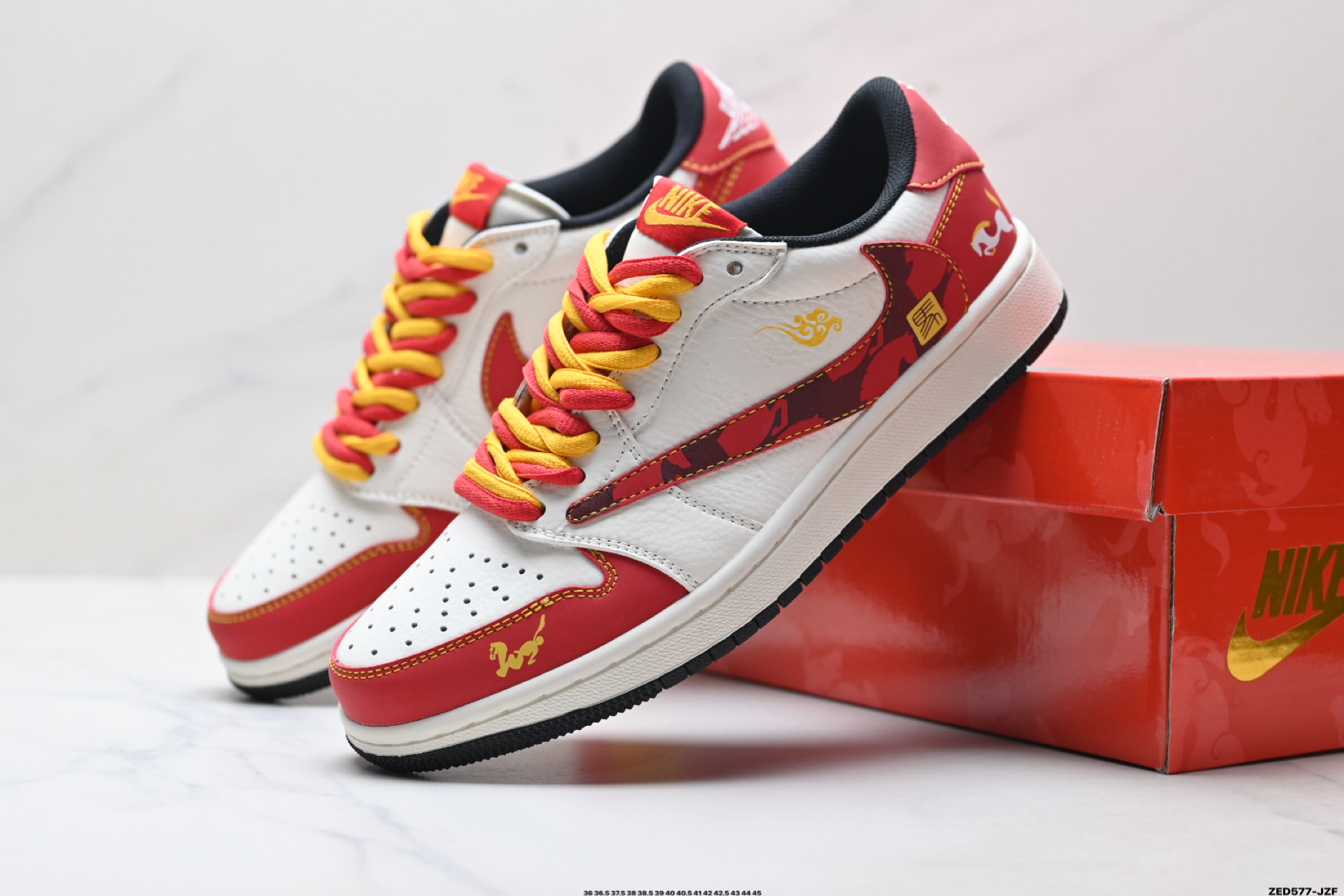 Nike Air Jordan 1 x Travis Scott AJ1倒勾 乔一倒钩 ‘DIY’定制 耐克 低帮文化篮球鞋 XA2001-907