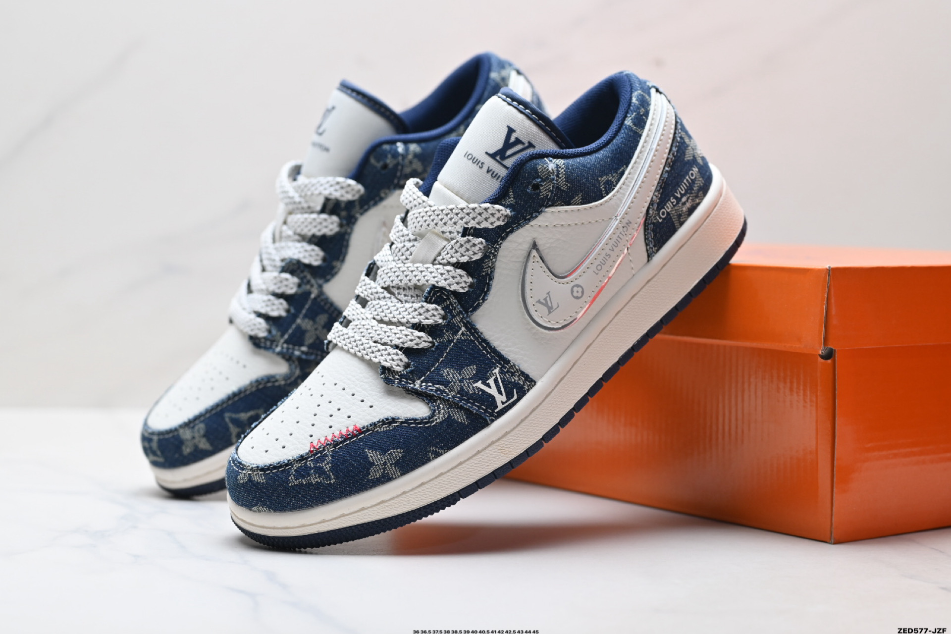 Nike Air Jordan 1 Low AJ1乔1低帮休闲板鞋 YX5066-389
