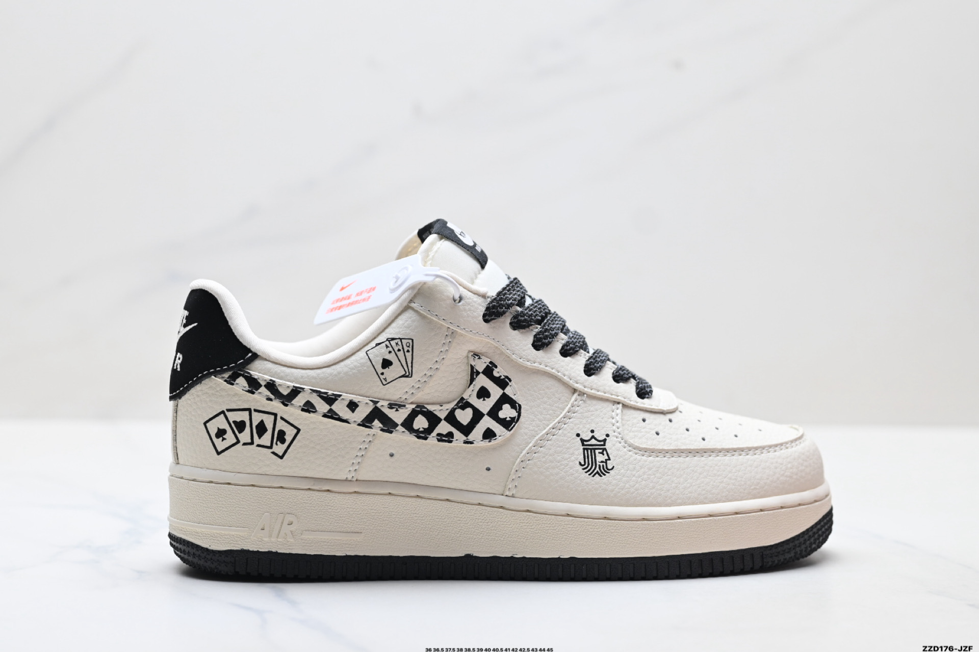 NIKE AIR FORCE 1‘07 LV8 KJ1688-026