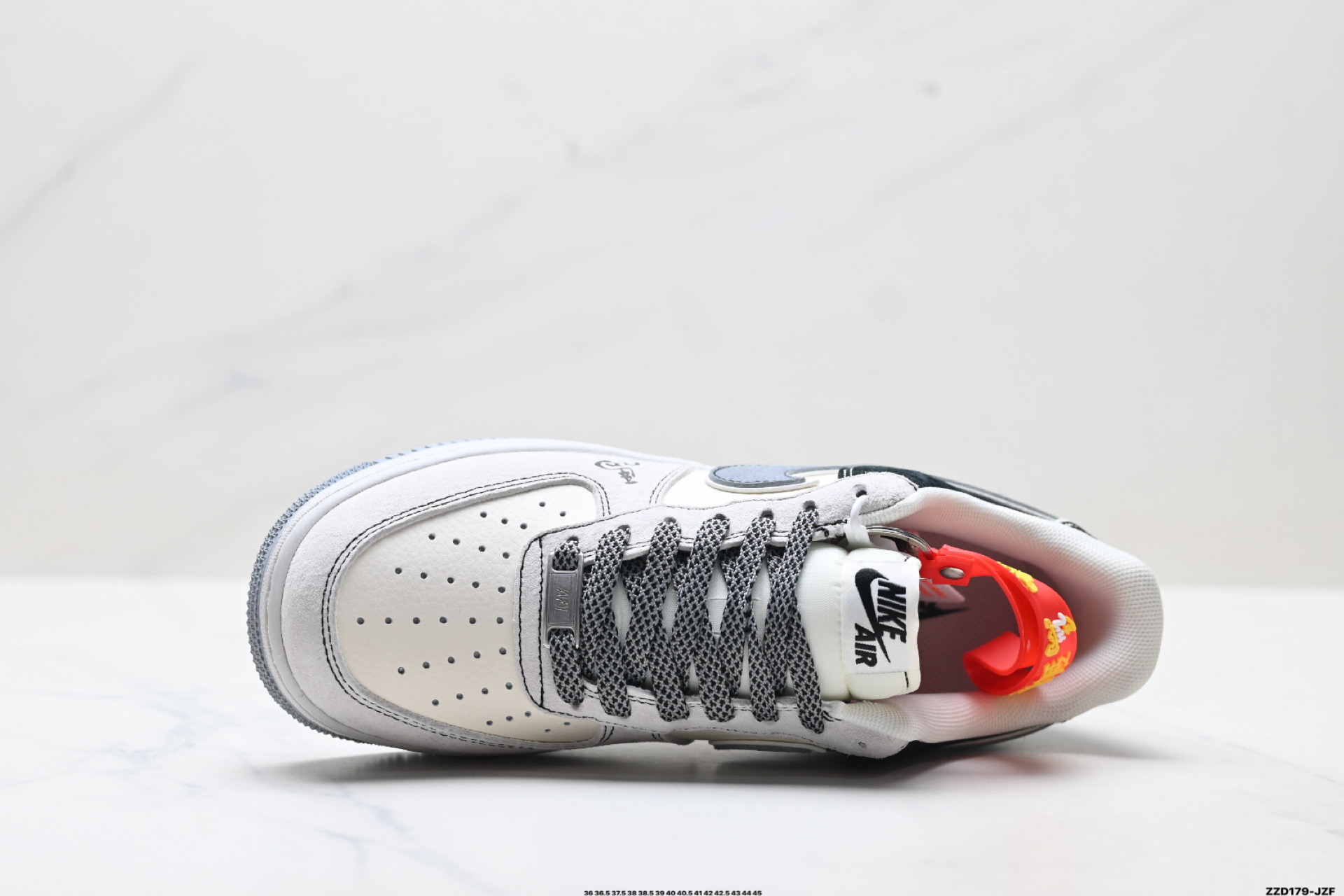 NIKE AIR FORCE 1‘07 LV8 HT5088-636