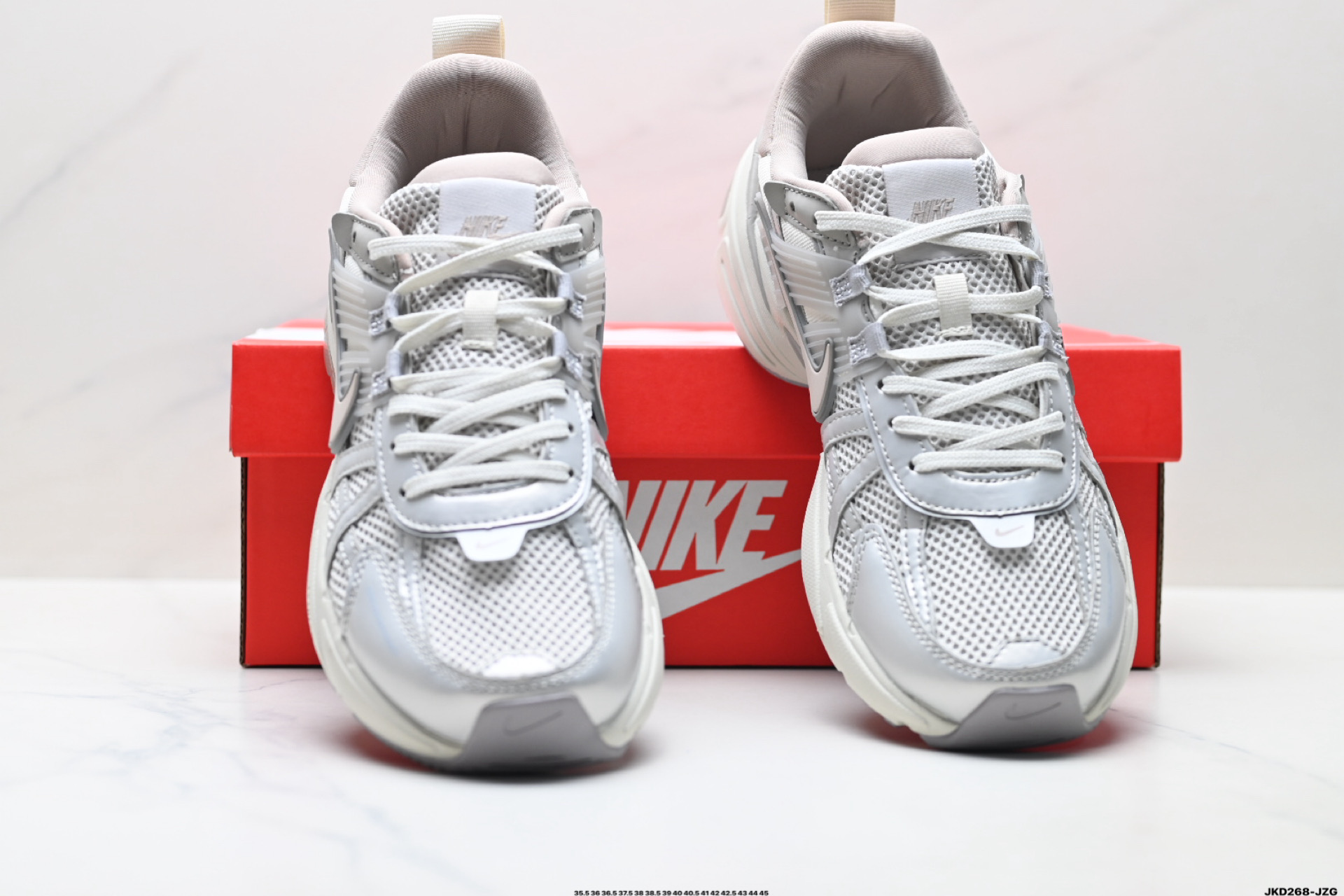 NIKE V2K RUN 复古风潮 耐克 网面透气运动鞋 FD0736-011-Top High Quatity Cheap Sneakers Fashion Clothing Clothes Bags handbags Shoes of all Brand wholesale With The best Quality And Beautiful Price from China Factory Chinese suppliers wholesaler seller NIKE V2K RUN 复古风潮 耐克 网面透气运动鞋 FD0736-011