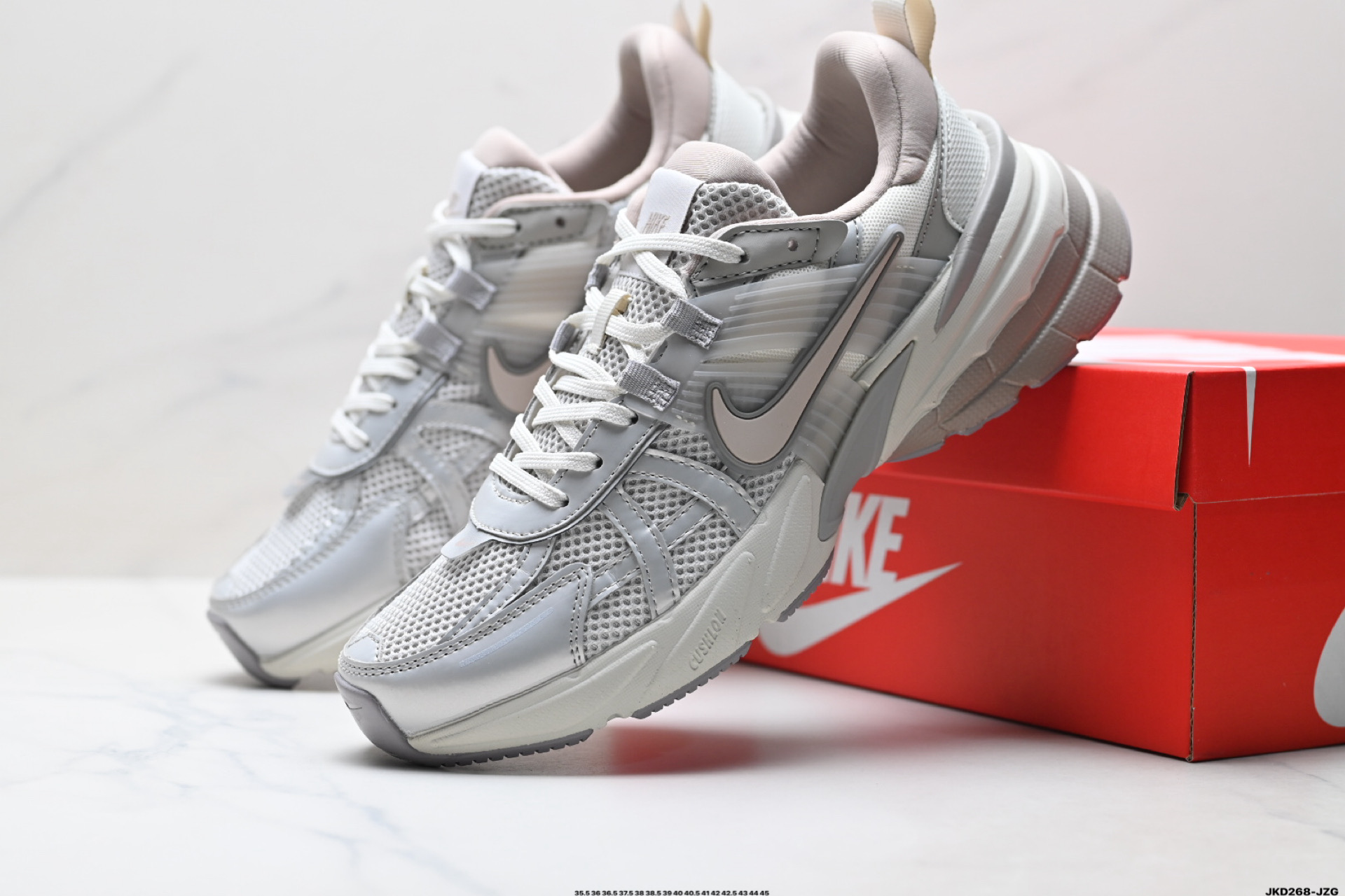NIKE V2K RUN 复古风潮 耐克 网面透气运动鞋 FD0736-011-Top High Quatity Cheap Sneakers Fashion Clothing Clothes Bags handbags Shoes of all Brand wholesale With The best Quality And Beautiful Price from China Factory Chinese suppliers wholesaler seller NIKE V2K RUN 复古风潮 耐克 网面透气运动鞋 FD0736-011