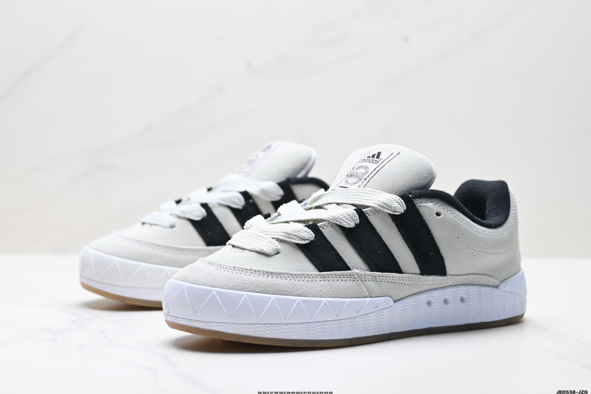 Adidas Adimatic Low 马蒂奇系列低帮 复古鲨鱼面包鞋运动休闲滑板板鞋 lF0513-Top High Quatity Cheap Sneakers Fashion Clothing Clothes Bags handbags Shoes of all Brand wholesale With The best Quality And Beautiful Price from China Factory Chinese suppliers wholesaler seller Adidas Adimatic Low 马蒂奇系列低帮 复古鲨鱼面包鞋运动休闲滑板板鞋 lF0513