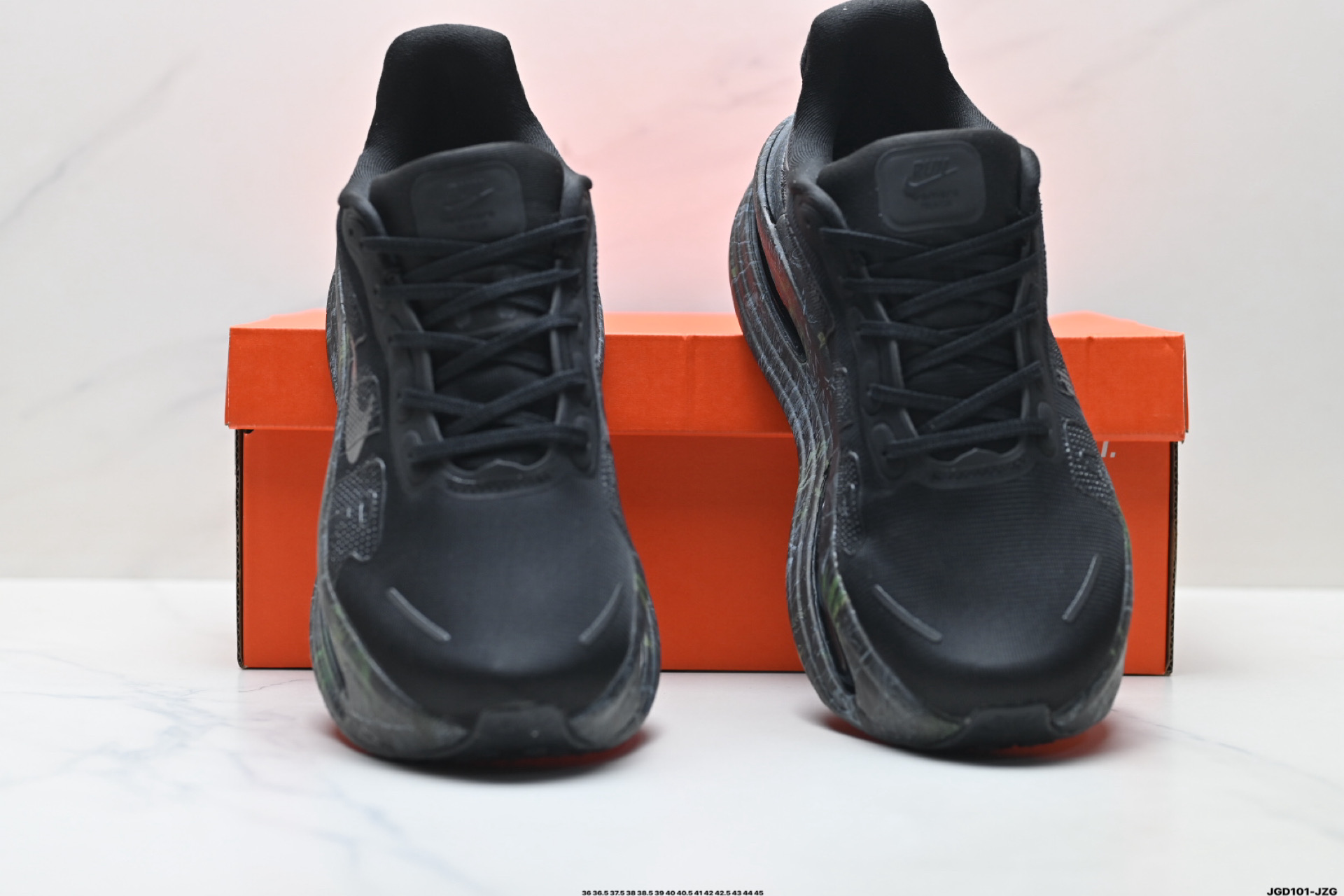 200 Nike VOMERO PREMIUM 耐克 舒适减震防滑 低帮跑步鞋 IO7325-001-Chinese UA Cheap High Quatity Brand Clothes Bags handbags Sneakers wholesale wholesaler seller from China Factory suppliers Fashion Clothing Shoes best Quality Beautiful Price 200 Nike VOMERO PREMIUM 耐克 舒适减震防滑 低帮跑步鞋 IO7325-001