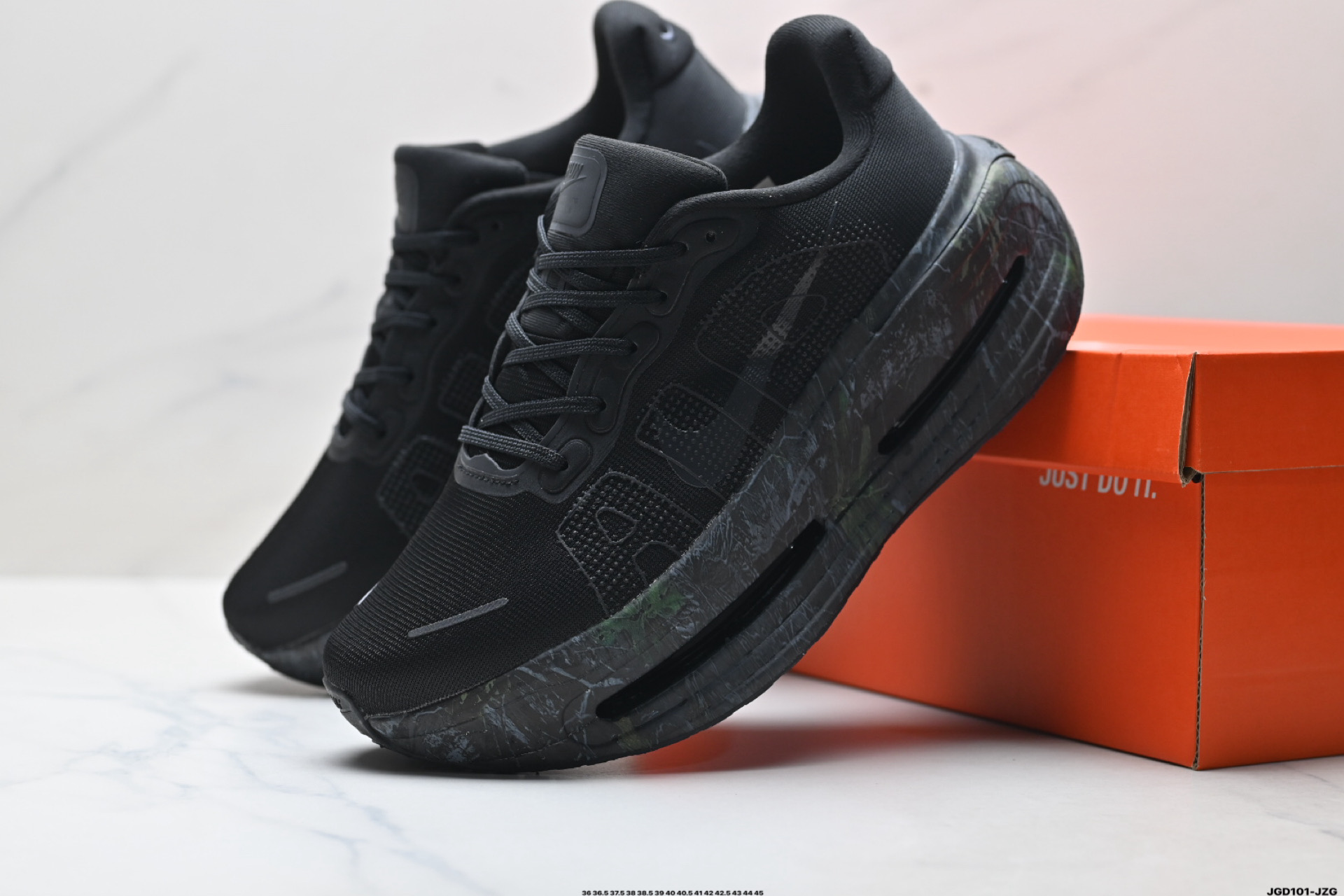 200 Nike VOMERO PREMIUM 耐克 舒适减震防滑 低帮跑步鞋 IO7325-001-Chinese UA Cheap High Quatity Brand Clothes Bags handbags Sneakers wholesale wholesaler seller from China Factory suppliers Fashion Clothing Shoes best Quality Beautiful Price 200 Nike VOMERO PREMIUM 耐克 舒适减震防滑 低帮跑步鞋 IO7325-001