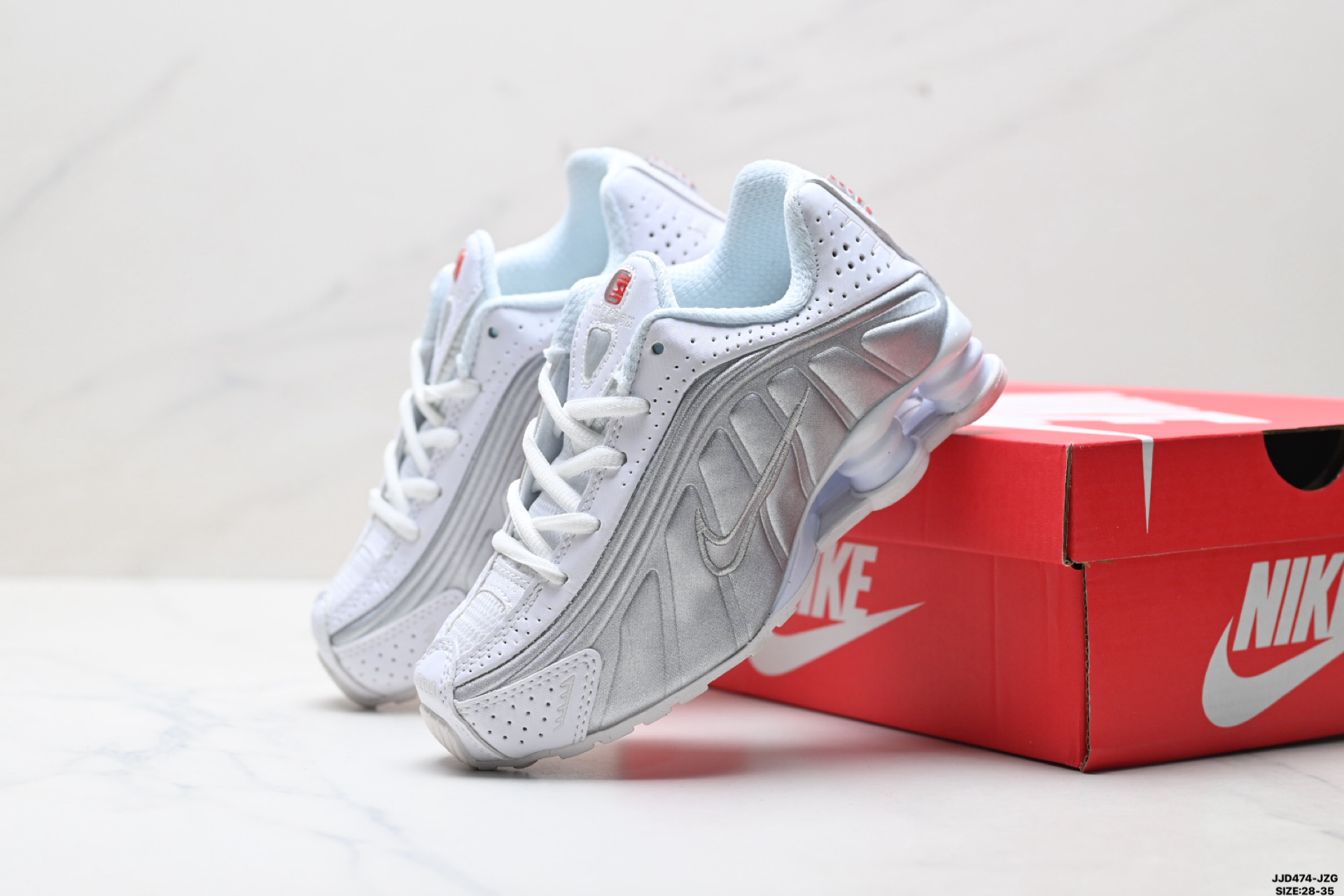 童鞋NIKE SHOX R4系列 耐克 低帮运动休闲气垫运动鞋 AR3565-103-Top High Quatity Cheap Sneakers Fashion Clothing Clothes Bags handbags Shoes of all Brand wholesale With The best Quality And Beautiful Price from China Factory Chinese suppliers wholesaler seller 童鞋NIKE SHOX R4系列 耐克 低帮运动休闲气垫运动鞋 AR3565-103