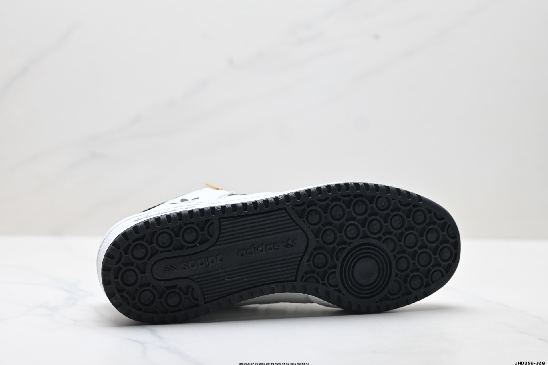 Adidas Forum Low CL 阿迪达斯 三叶草 经典复古 低帮运动休闲鞋 IH7830