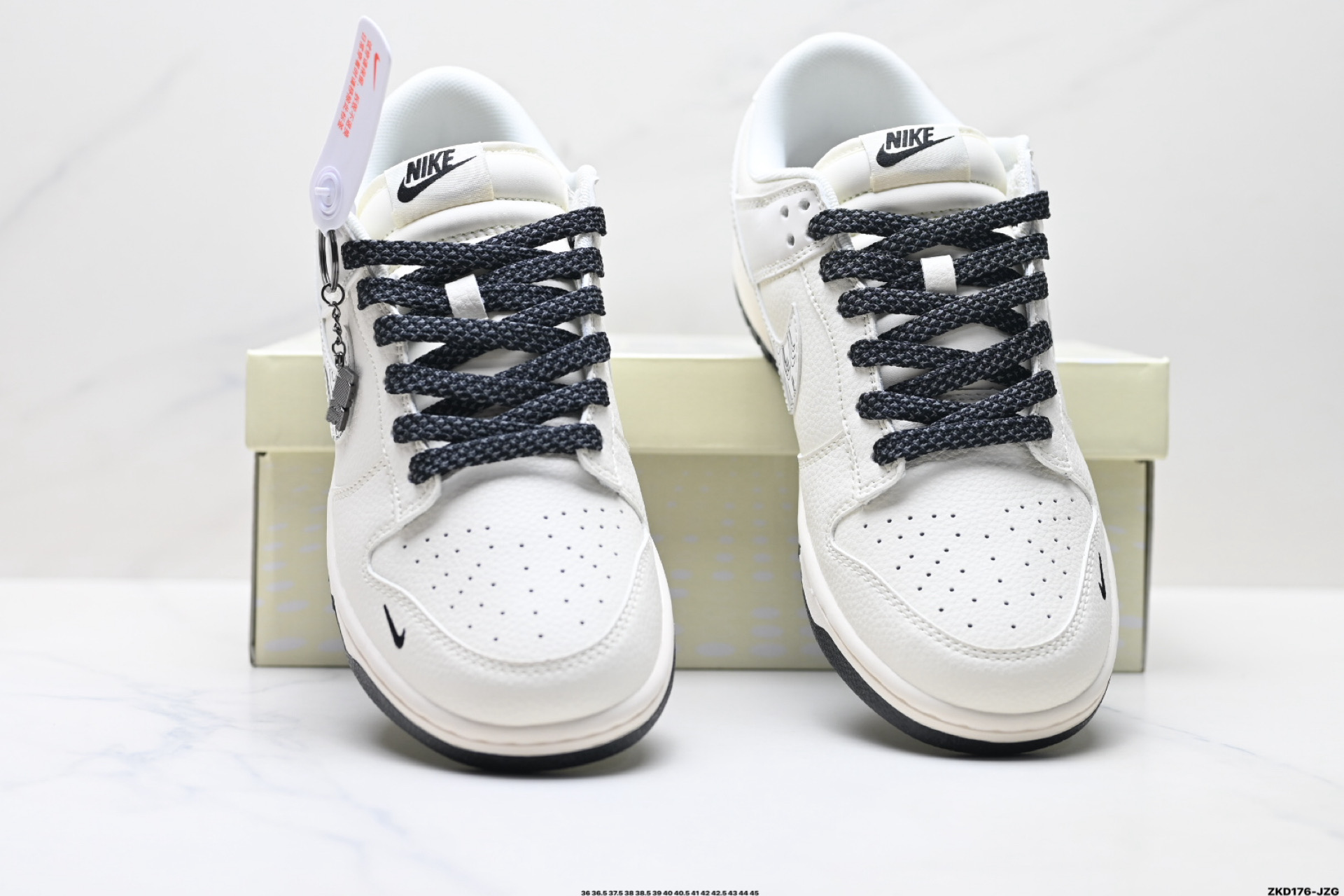 Nike Dunk Low Retro ‘DIY高端定制’耐克 低帮休闲运动板鞋 HH7518-093-Top High Quatity Cheap Sneakers Fashion Clothing Clothes Bags handbags Shoes of all Brand wholesale With The best Quality And Beautiful Price from China Factory Chinese suppliers wholesaler seller Nike Dunk Low Retro ‘DIY高端定制’耐克 低帮休闲运动板鞋 HH7518-093