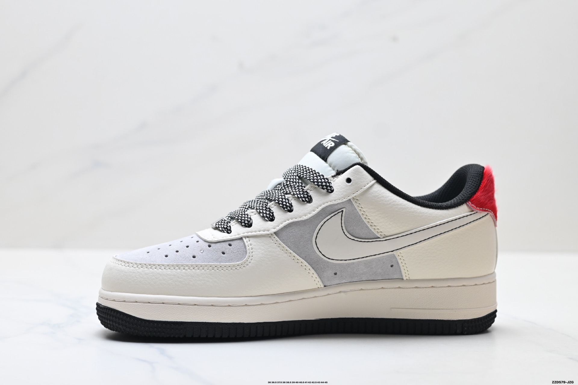 NIKE AIR FORCE 1‘07 LV8 JY6988-120