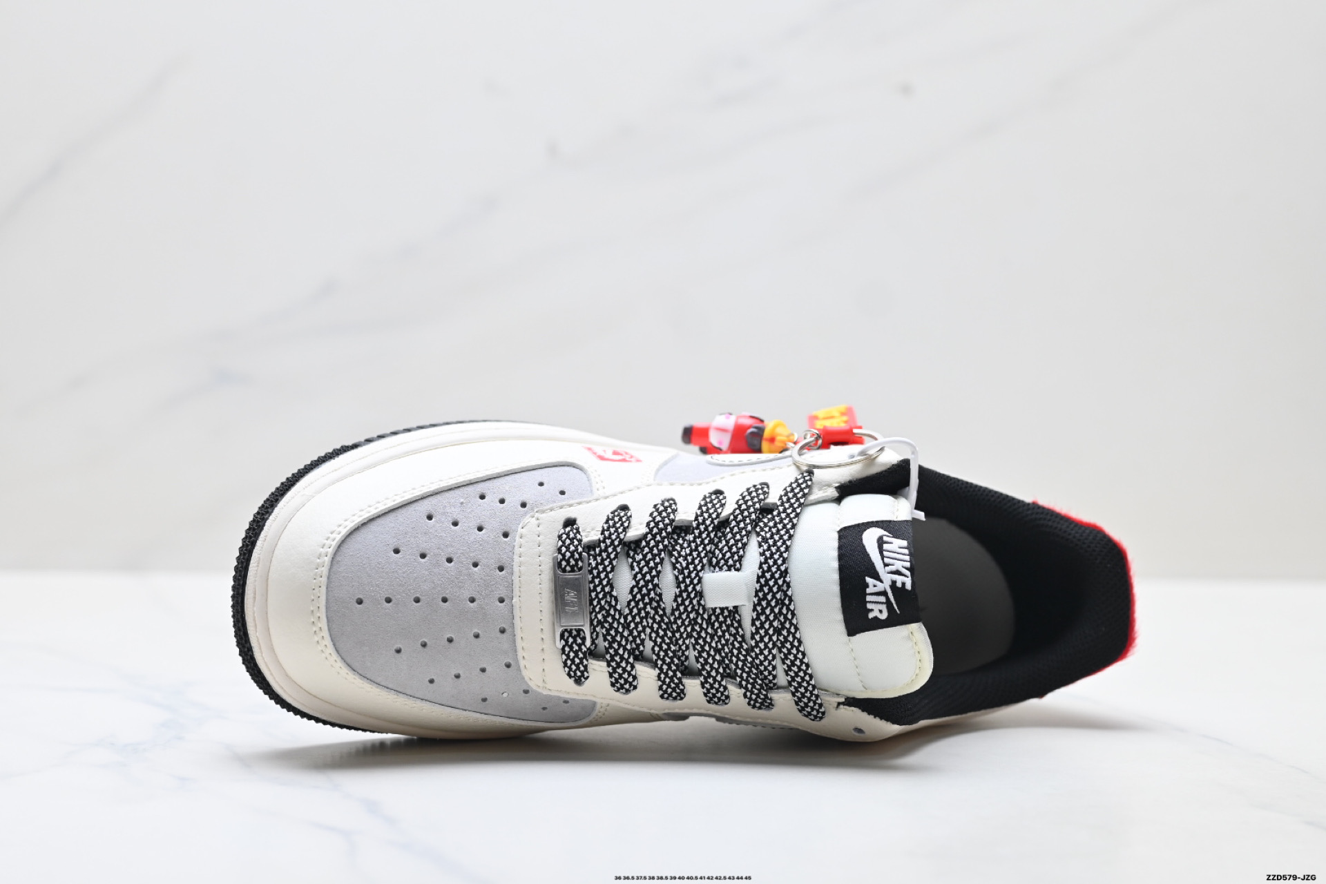 NIKE AIR FORCE 1‘07 LV8 JY6988-120