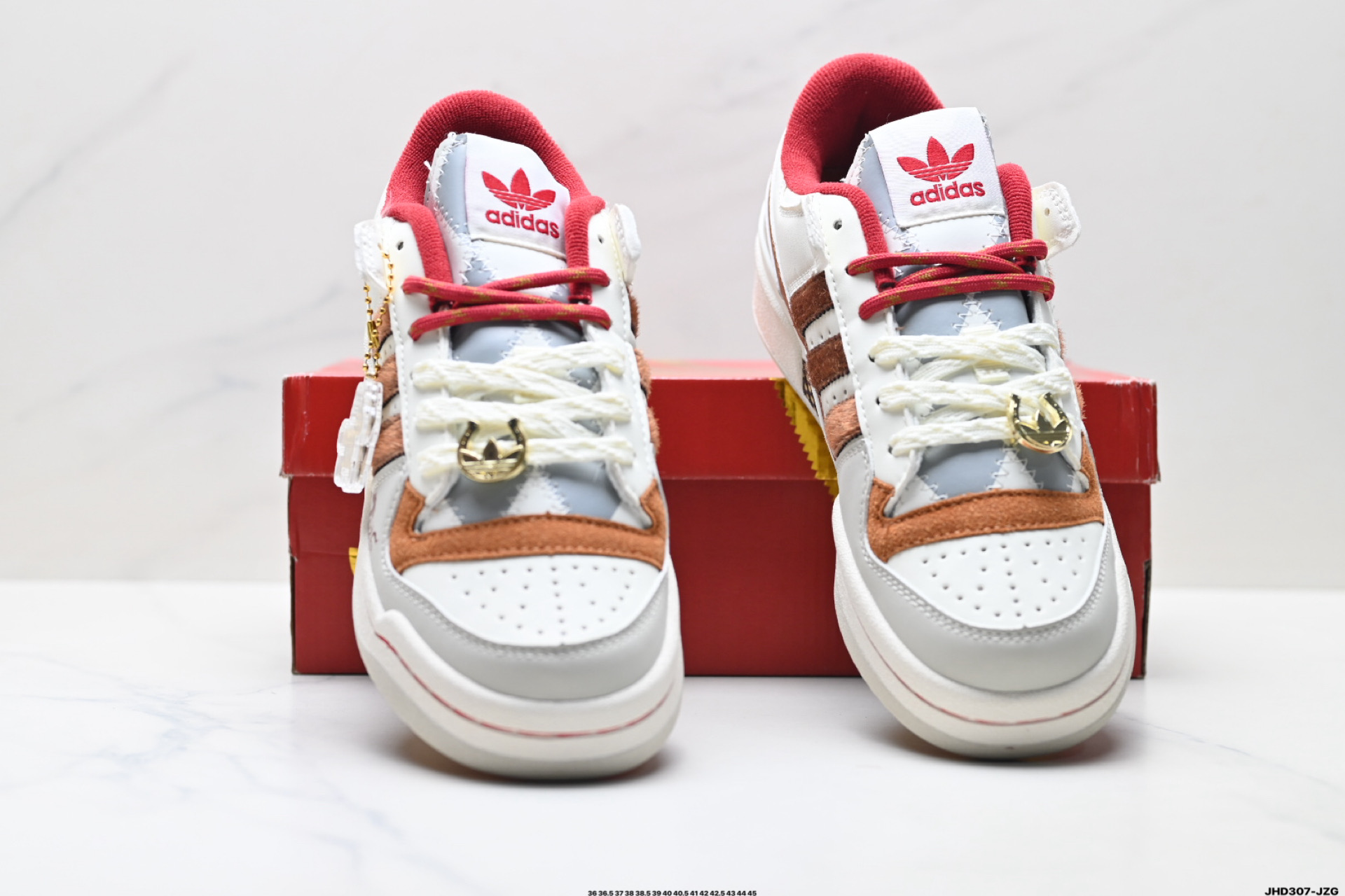 Adidas Forum Low CL 马年限定 CNY新年款 阿迪达斯 低帮百搭潮流休闲板鞋 KJ8751-Top High Quatity Cheap Sneakers Fashion Clothing Clothes Bags handbags Shoes of all Brand wholesale With The best Quality And Beautiful Price from China Factory Chinese suppliers wholesaler seller Adidas Forum Low CL 马年限定 CNY新年款 阿迪达斯 低帮百搭潮流休闲板鞋 KJ8751