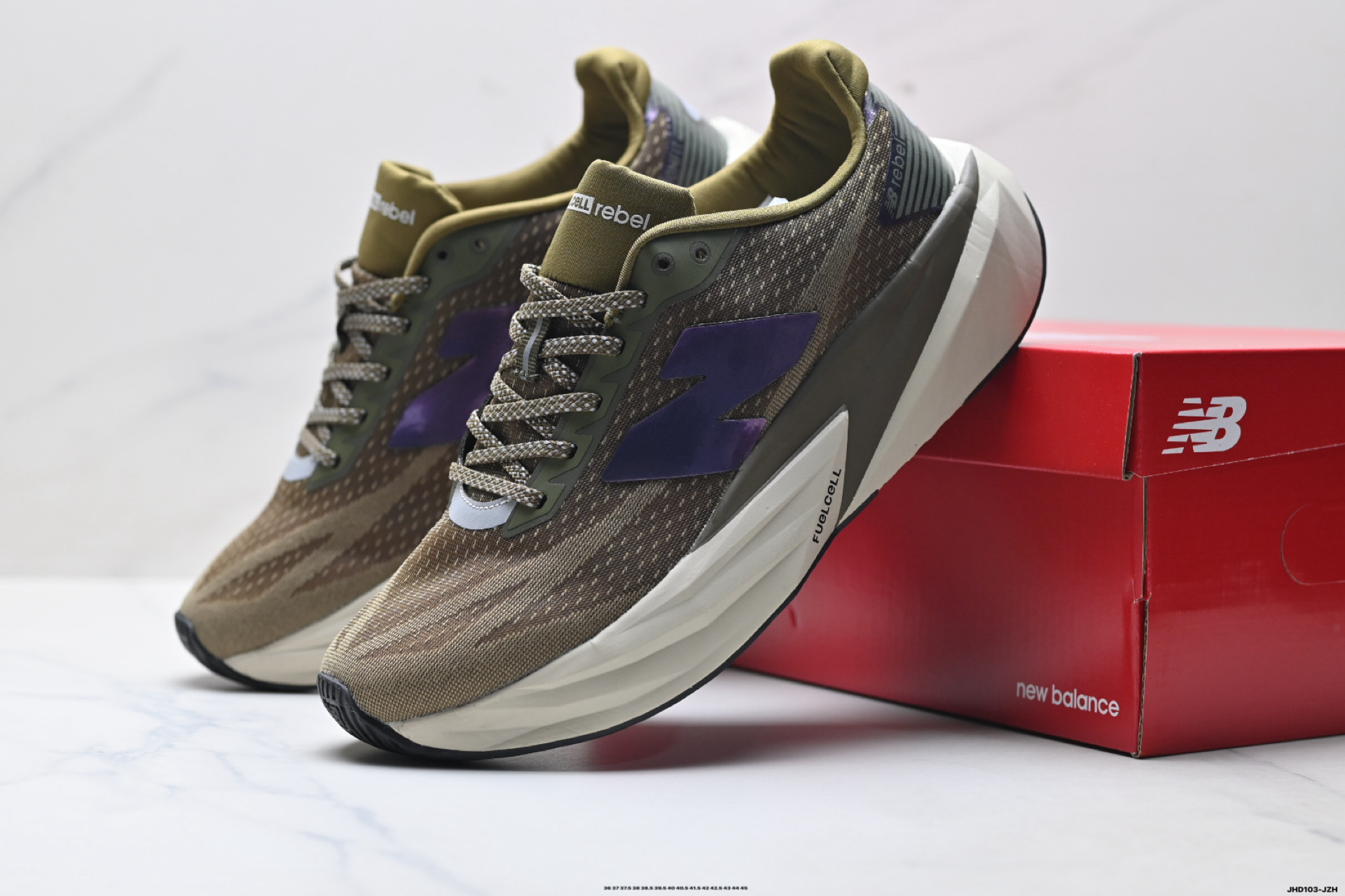 New Balance 新百伦FuelCell 简约 织物 网布防滑耐磨透气轻便 低帮 马拉松跑步鞋 MFCXPB5