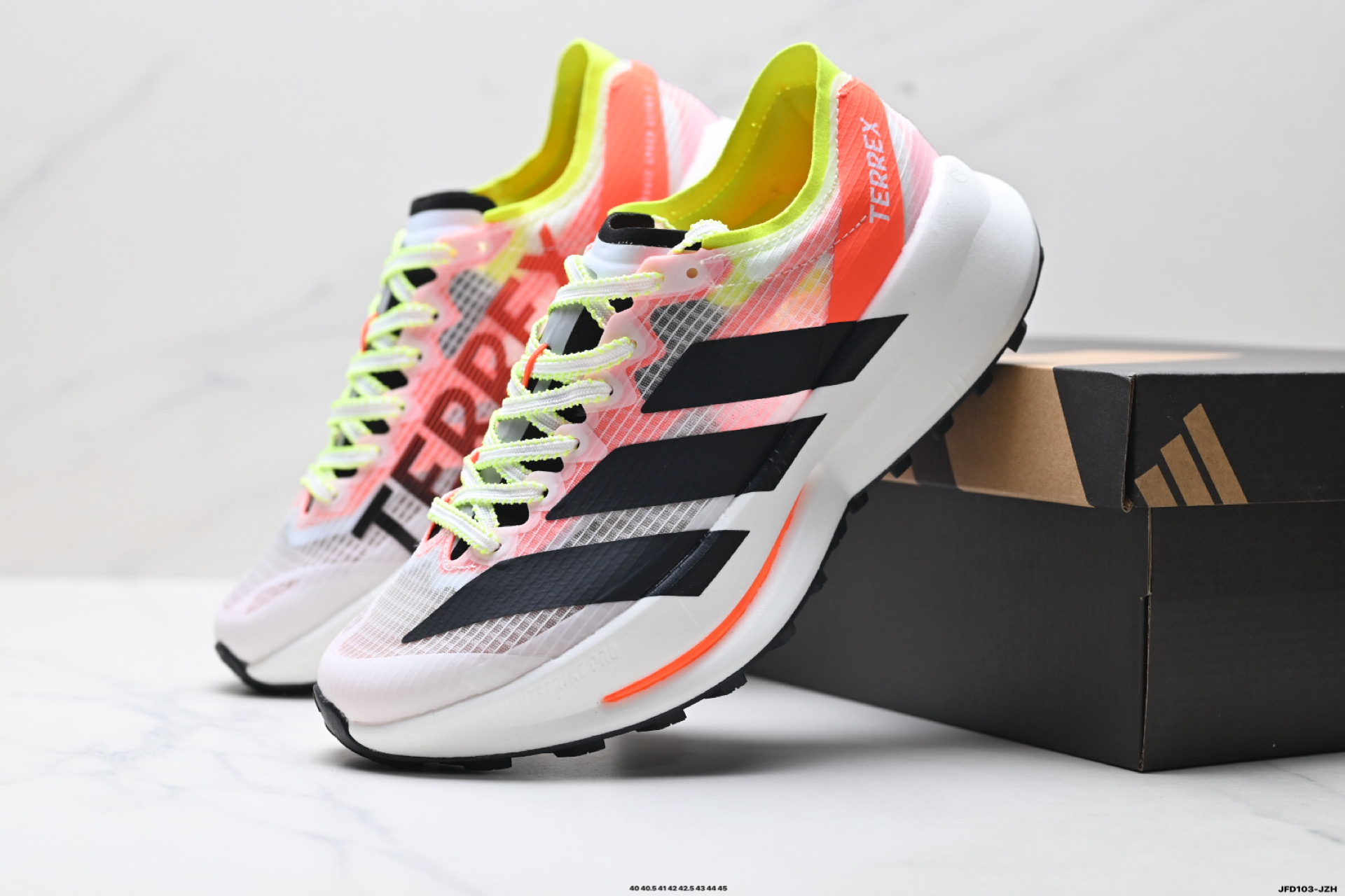 Adidas TERREX 阿迪达斯 系带缓震轻质 舒适百搭 低帮马拉松运动跑步鞋 JS3537-Top High Quatity Cheap Sneakers Fashion Clothing Clothes Bags handbags Shoes of all Brand wholesale With The best Quality And Beautiful Price from China Factory Chinese suppliers wholesaler seller Adidas TERREX 阿迪达斯 系带缓震轻质 舒适百搭 低帮马拉松运动跑步鞋 JS3537