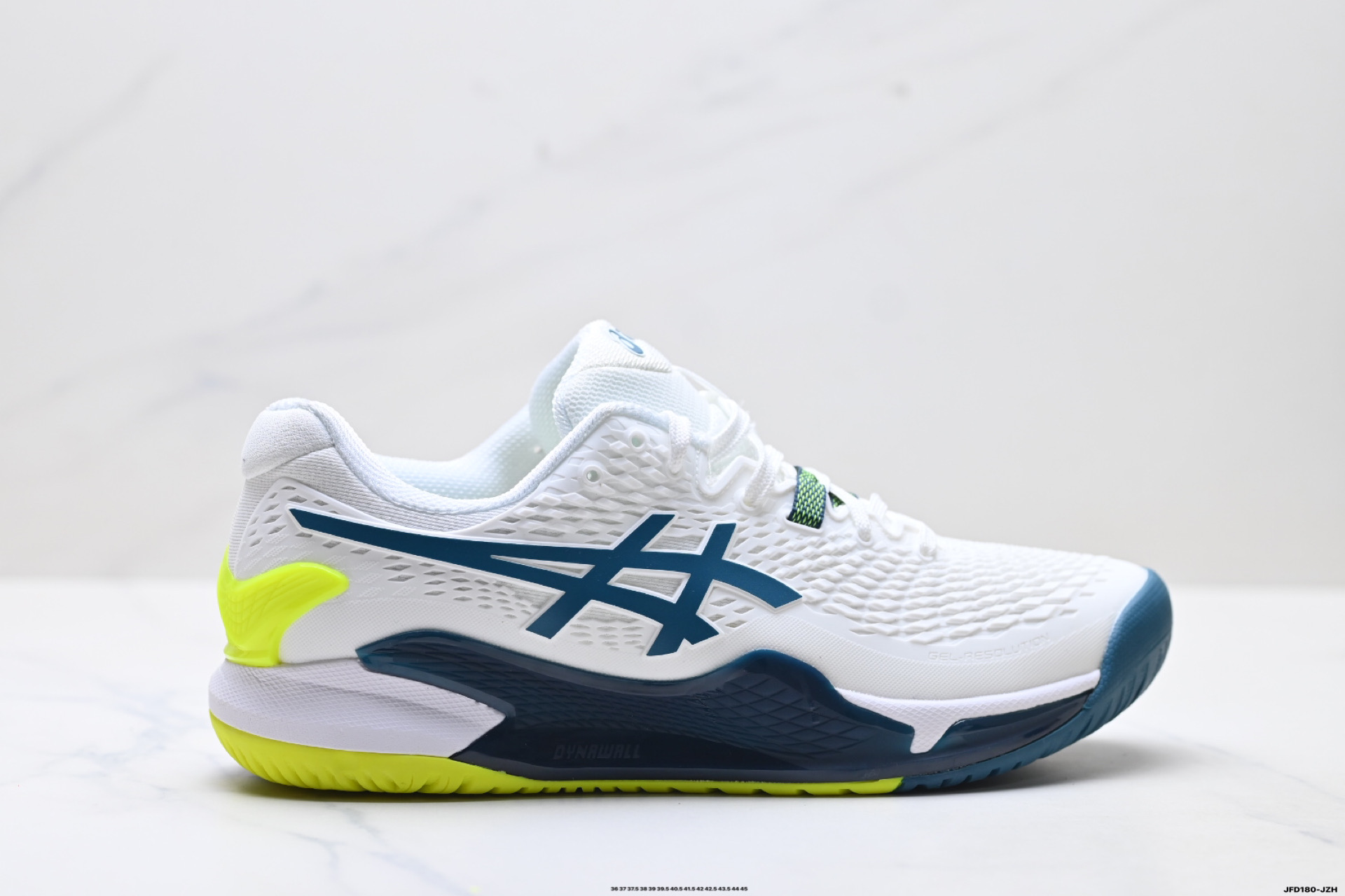 💰160
公司级✅新款GEL-RESOLUTION 9专业比赛R9运动鞋男女减震包裹性运动网球鞋 FlyteFoam轻量中底：比传统泡棉更轻盈30%，却提供持久回弹力，长距离奔跑也能告别疲惫感，仿佛脚下装弹簧！AHARPLUS耐磨外底：高耐磨橡胶+深沟槽纹路设计，抓地力MAX，急停转向稳如磐石，陪你征服多种地形。透气工程网眼鞋面：动态包裹贴合脚型，透气孔洞循环散热，高强度训练也能保持双足干爽，告别闷热束缚。
货号:1041A376-102
尺码:36 37 37.5 38 39 39.5 40.5 41.5 42 42.5 43.5 44 45 46
lD:JFD180-JZH