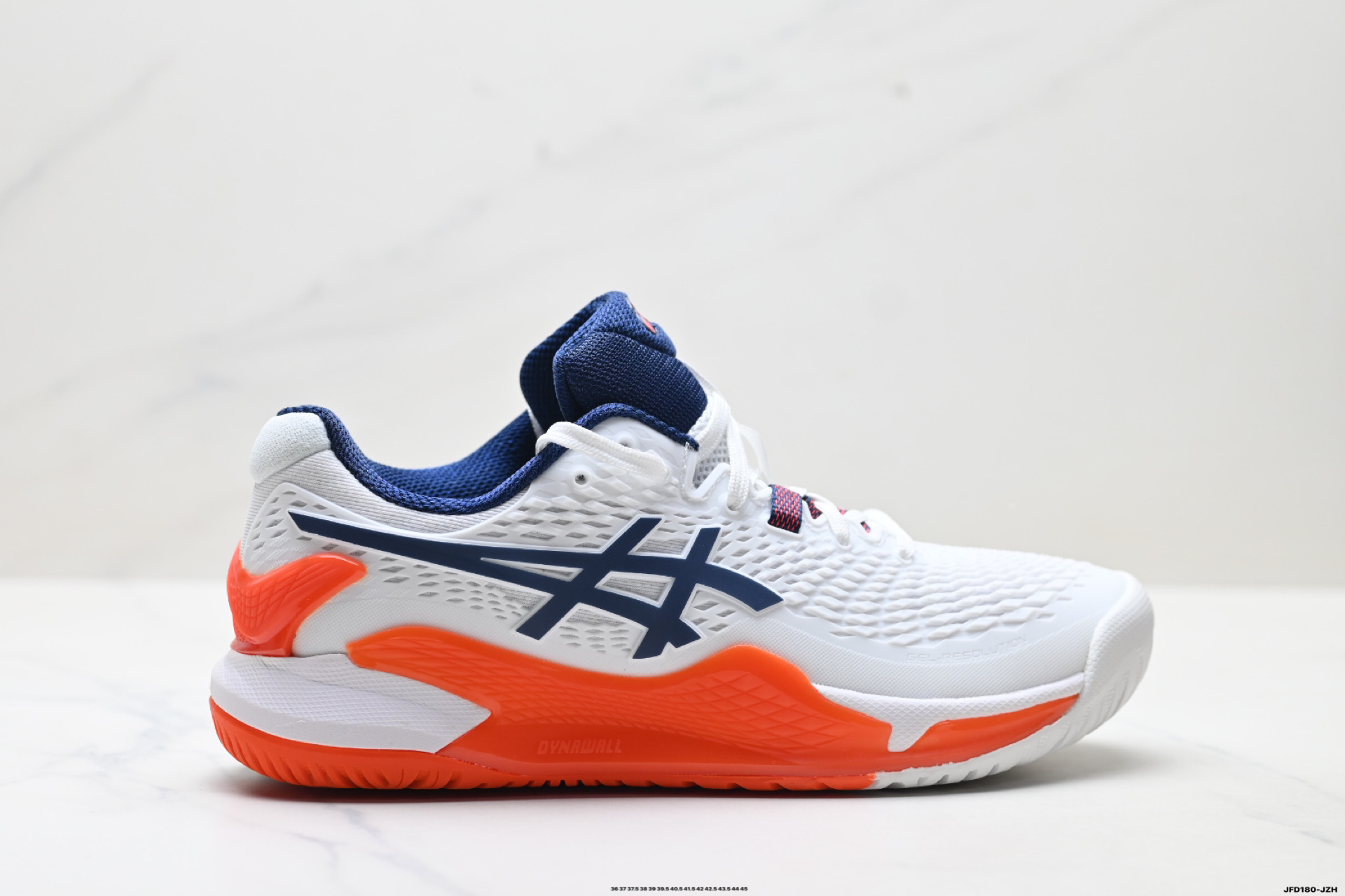 🈴️💰160
公司级✅新款GEL-RESOLUTION 9专业比赛R9运动鞋男女减震包裹性运动网球鞋 FlyteFoam轻量中底：比传统泡棉更轻盈30%，却提供持久回弹力，长距离奔跑也能告别疲惫感，仿佛脚下装弹簧！AHARPLUS耐磨外底：高耐磨橡胶+深沟槽纹路设计，抓地力MAX，急停转向稳如磐石，陪你征服多种地形。透气工程网眼鞋面：动态包裹贴合脚型，透气孔洞循环散热，高强度训练也能保持双足干爽，告别闷热束缚。
货号:1041A376-102
lD:JFD180-JZH