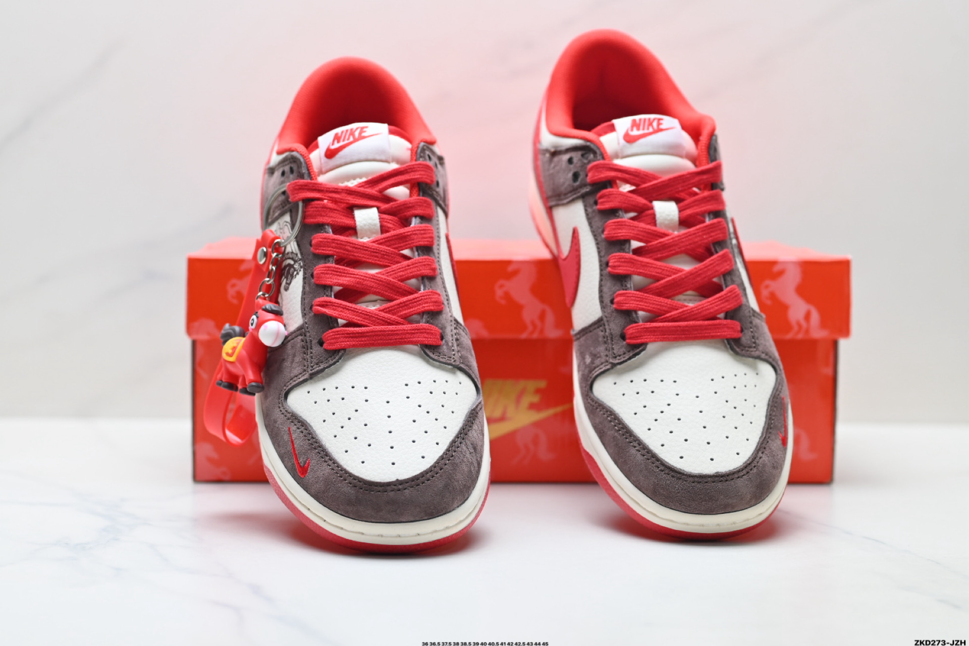 Nike Dunk Low Retro ‘DIY高端定制’耐克 低帮休闲运动板鞋 HG0026-001 Nike Dunk Low Retro ‘DIY高端定制’耐克 低帮休闲运动板鞋 HG0026-001