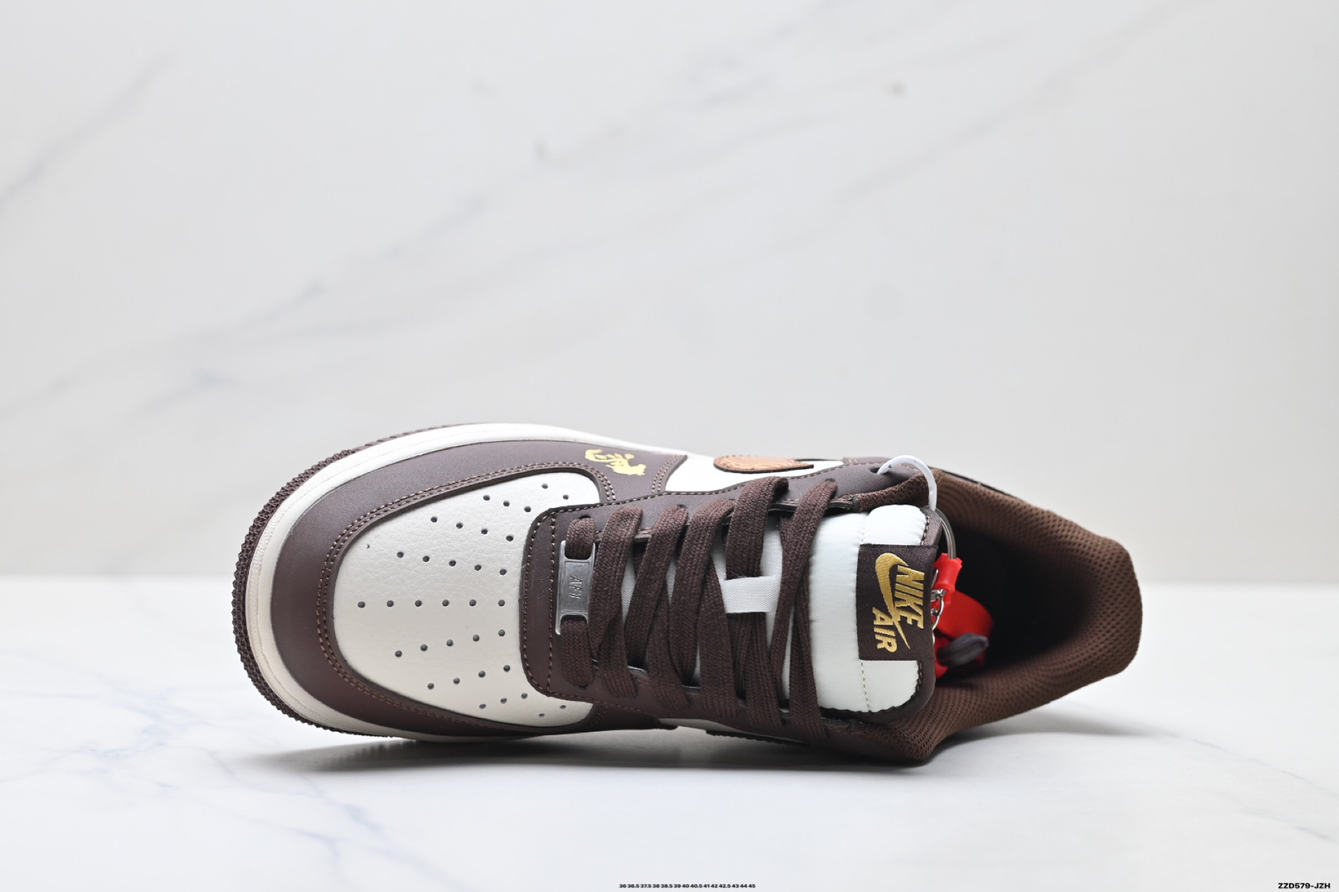 NIKE AIR FORCE 1‘07 LV8 SD6868-124